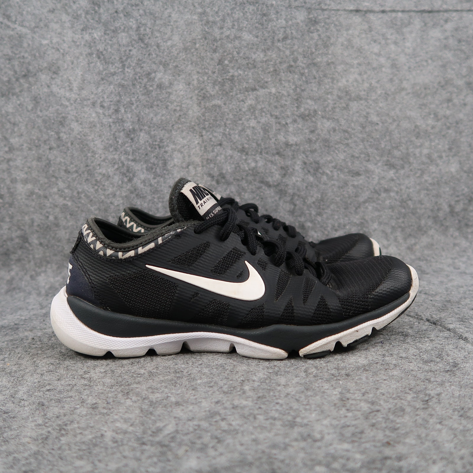 Nike Shoes Womens 6 Flex Supreme TR 3 Cross Trainer Athletic Sneaker Black White