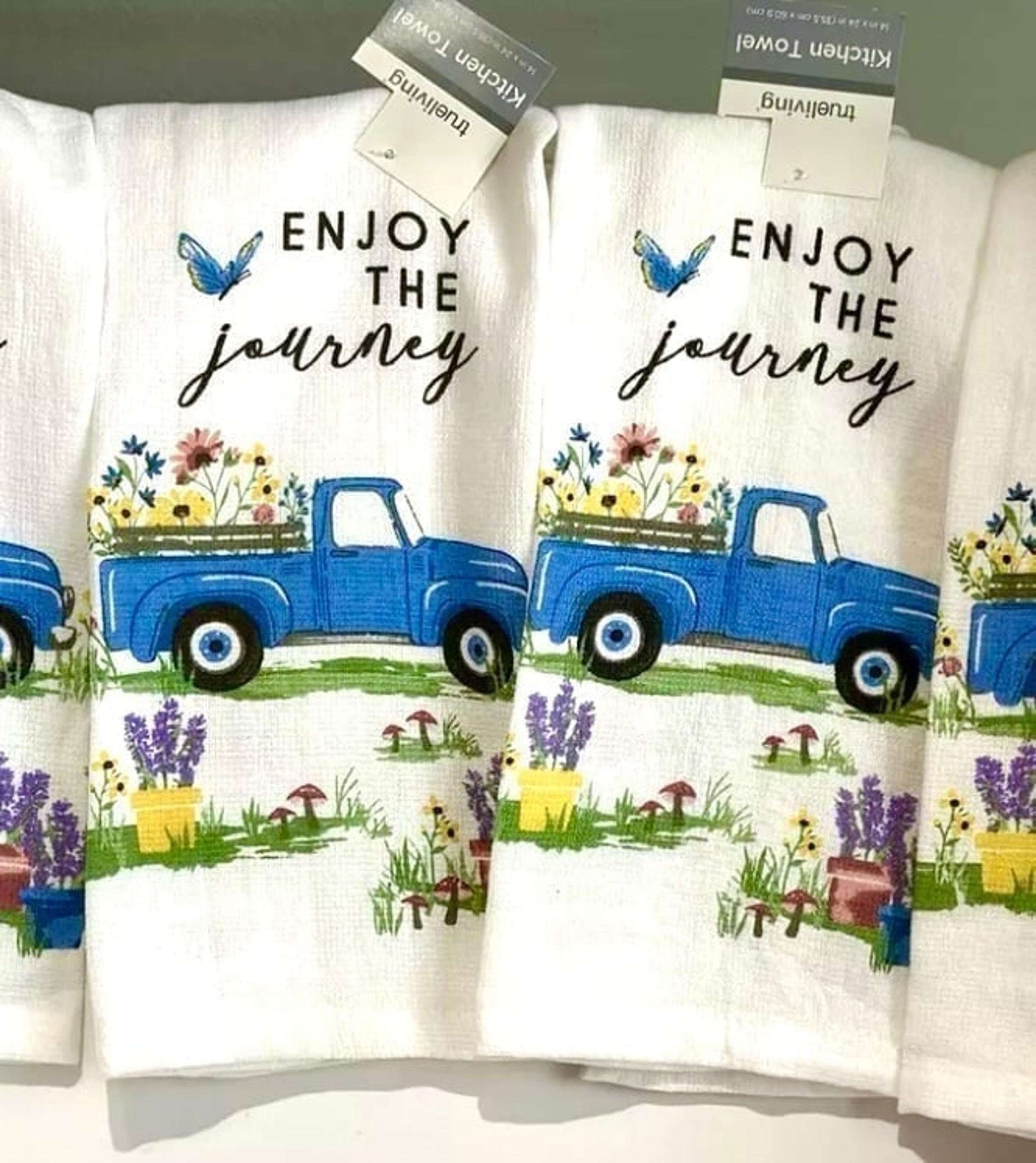 2X FARMHOUSE TRUCK KITCHEN TOWELS
