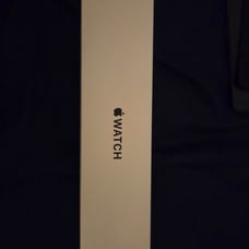 Apple Watch SE GPS, 44mm Space Gray Aluminum Case w Black Sport Band