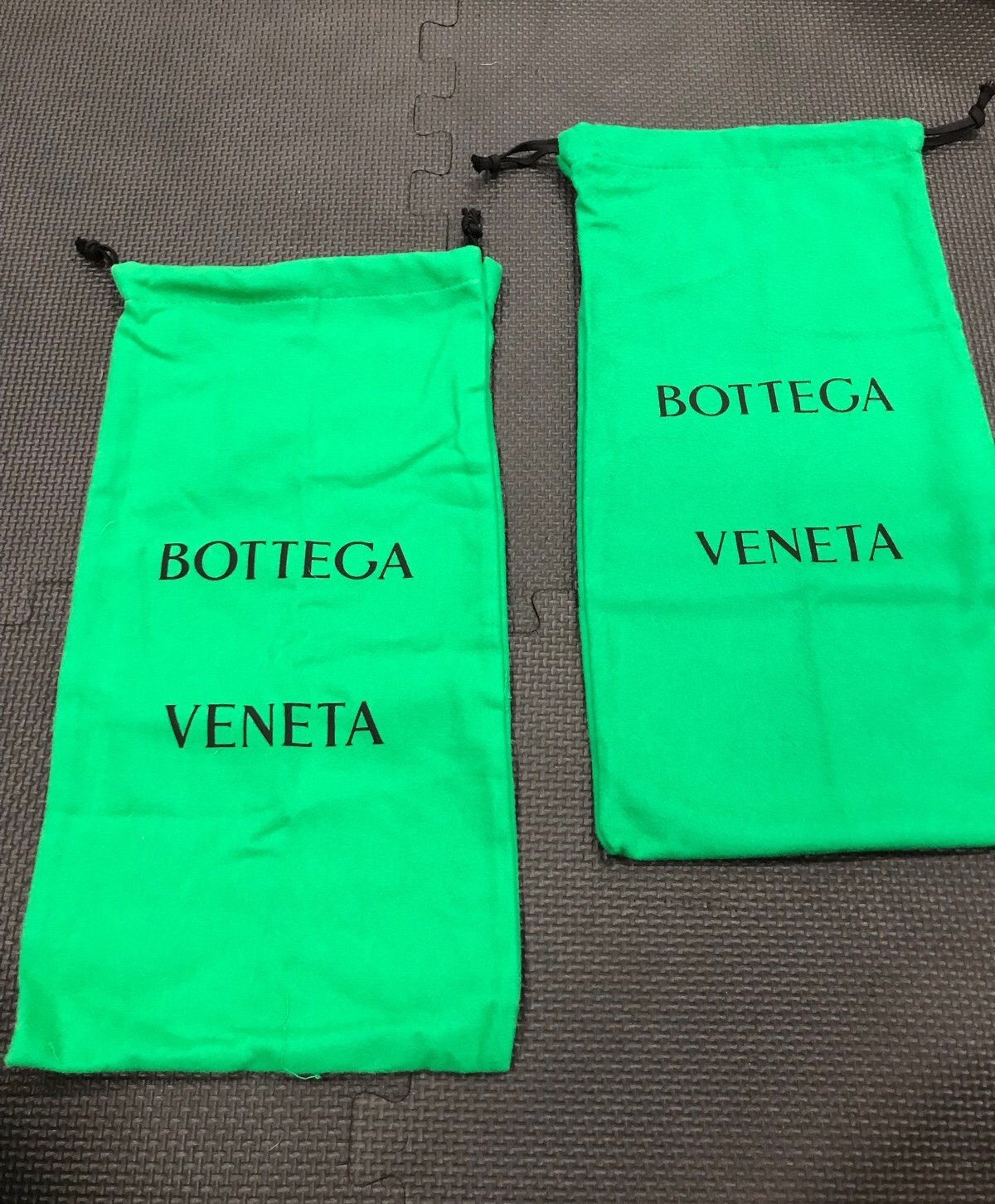 Authentic BOTTEGA VENETA dustbag set in Pristine condition.