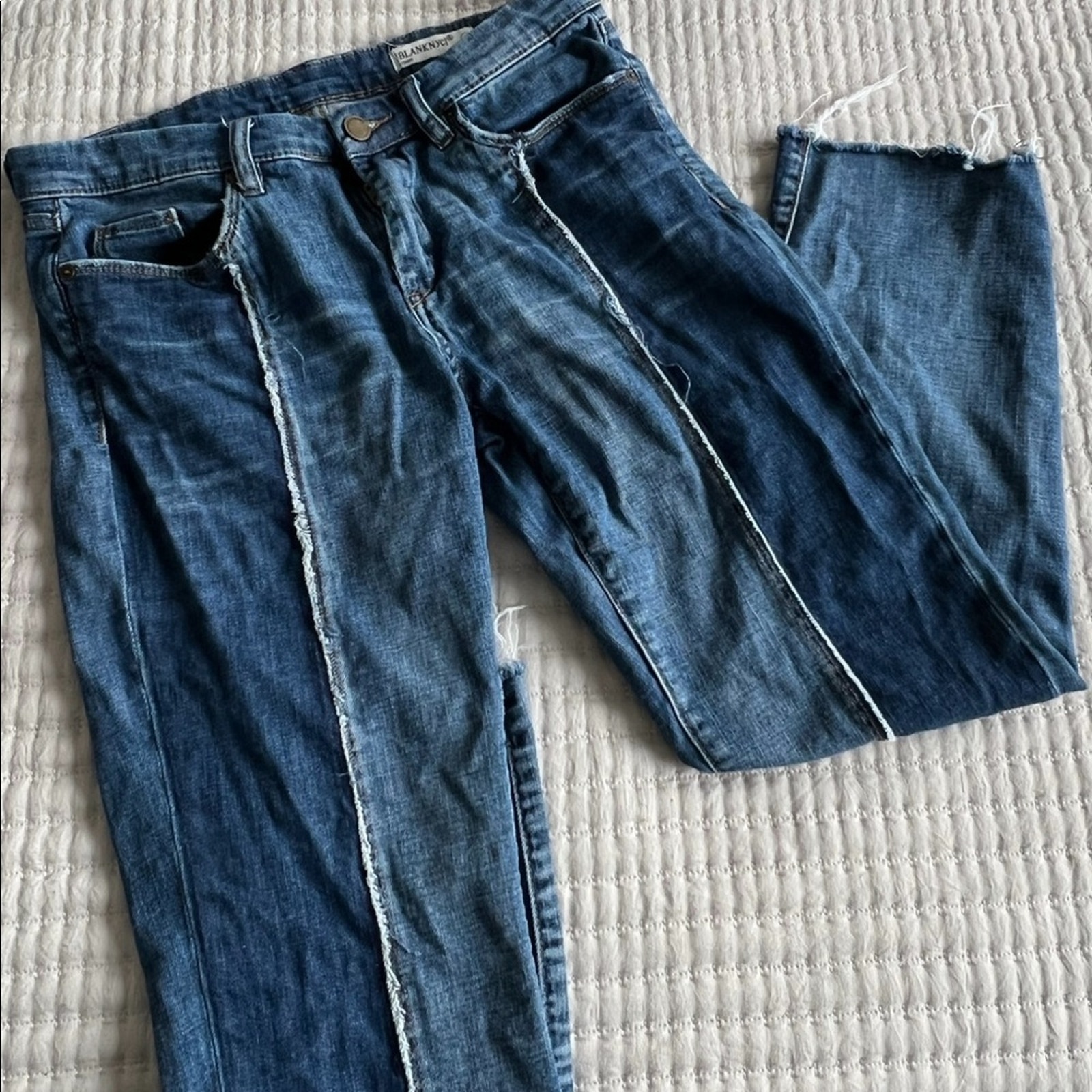 [blank nyc] size 29 split jeans