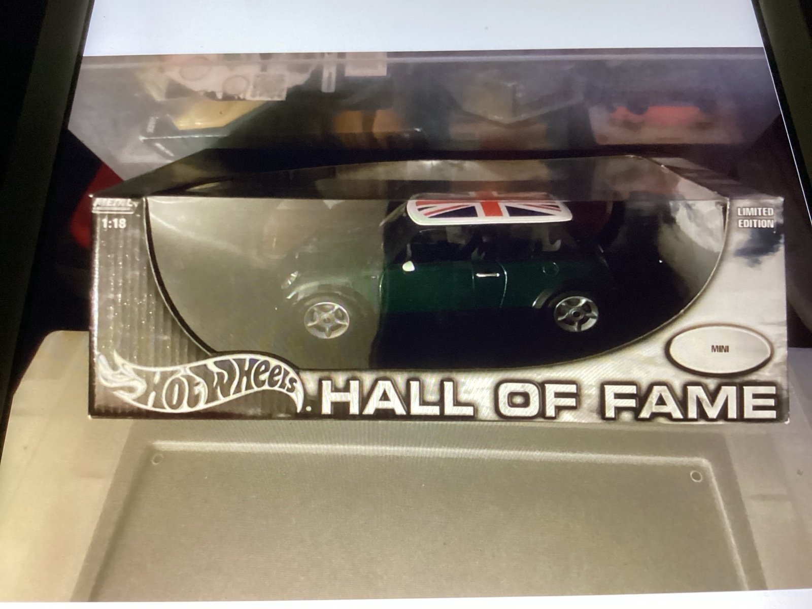 Hot Wheels Hall Of Fame MINI COOPER 1:18 Scale