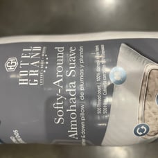 Brand New Hotel Grand Softy Around 2 Pack Standard/Queen Pillows