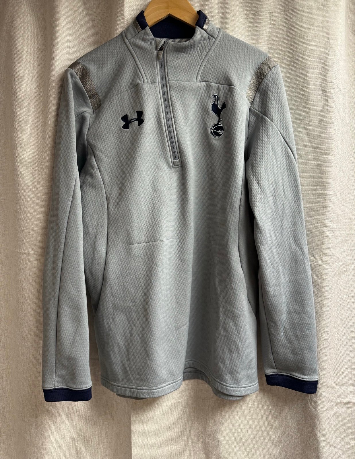 Tottenham Hotspur 1/3 zip soccer training top