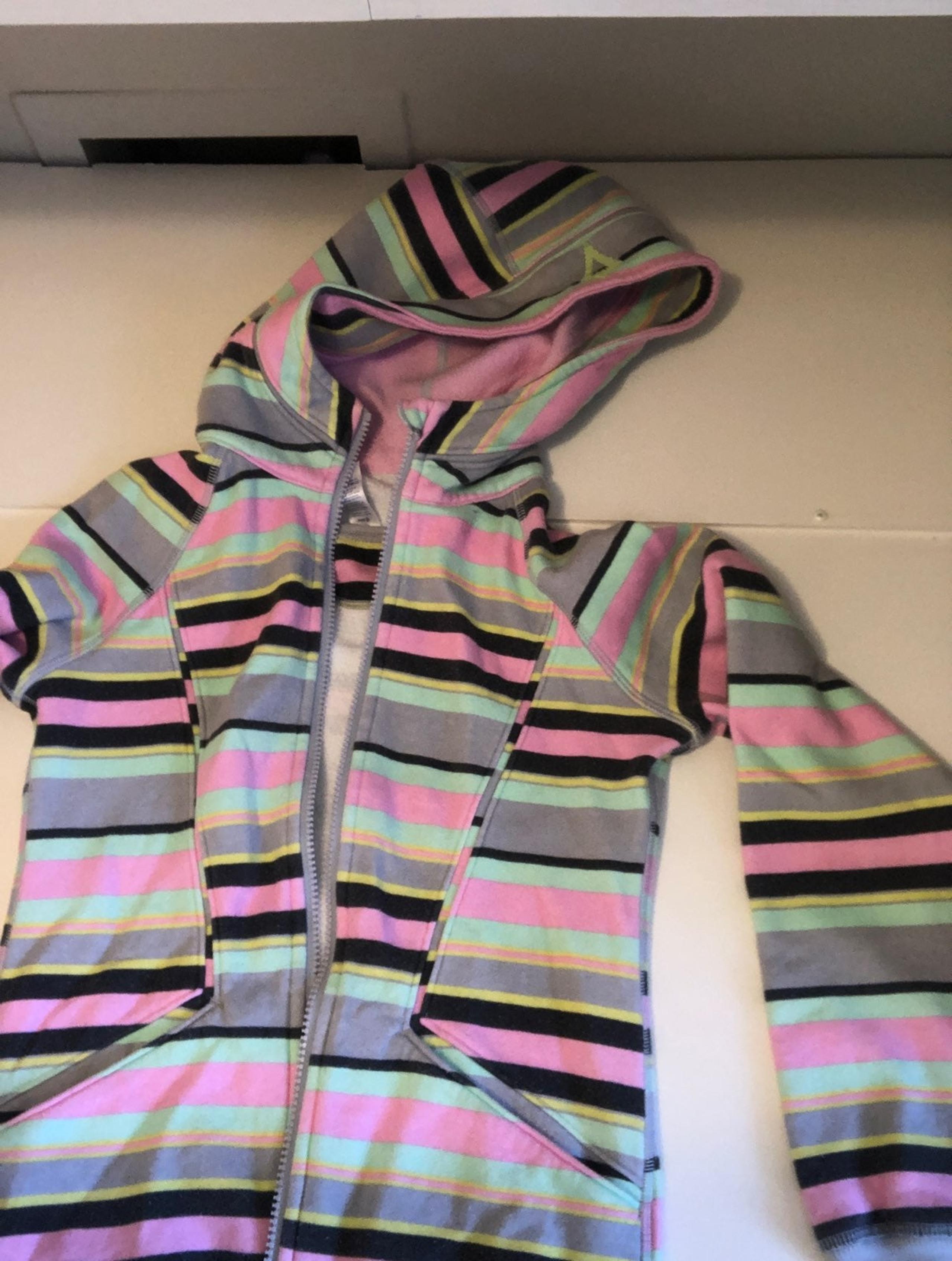 Kid size Lululemon sweatshirt