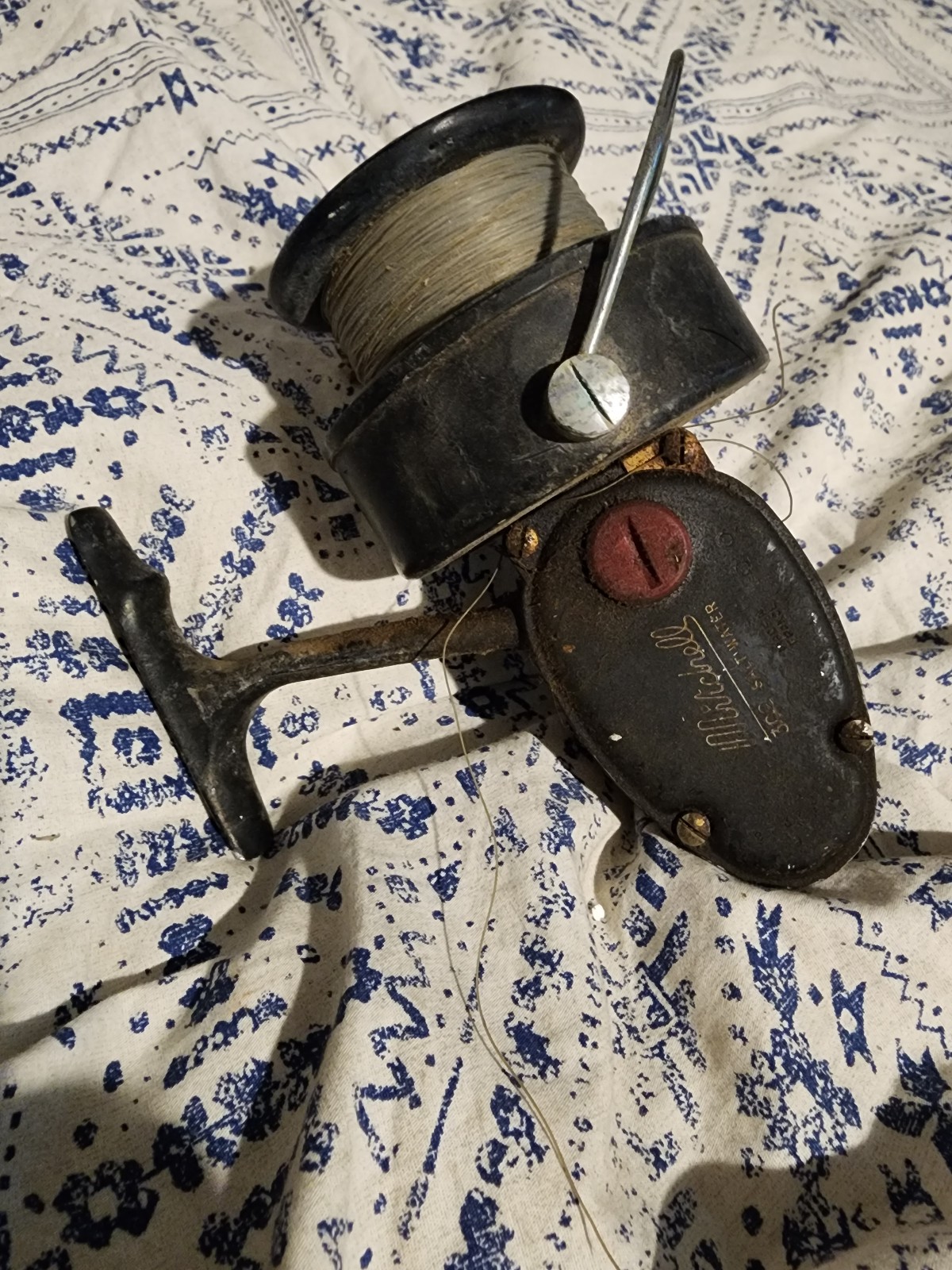 Vintage Mitchell 302 salt water fishing reel