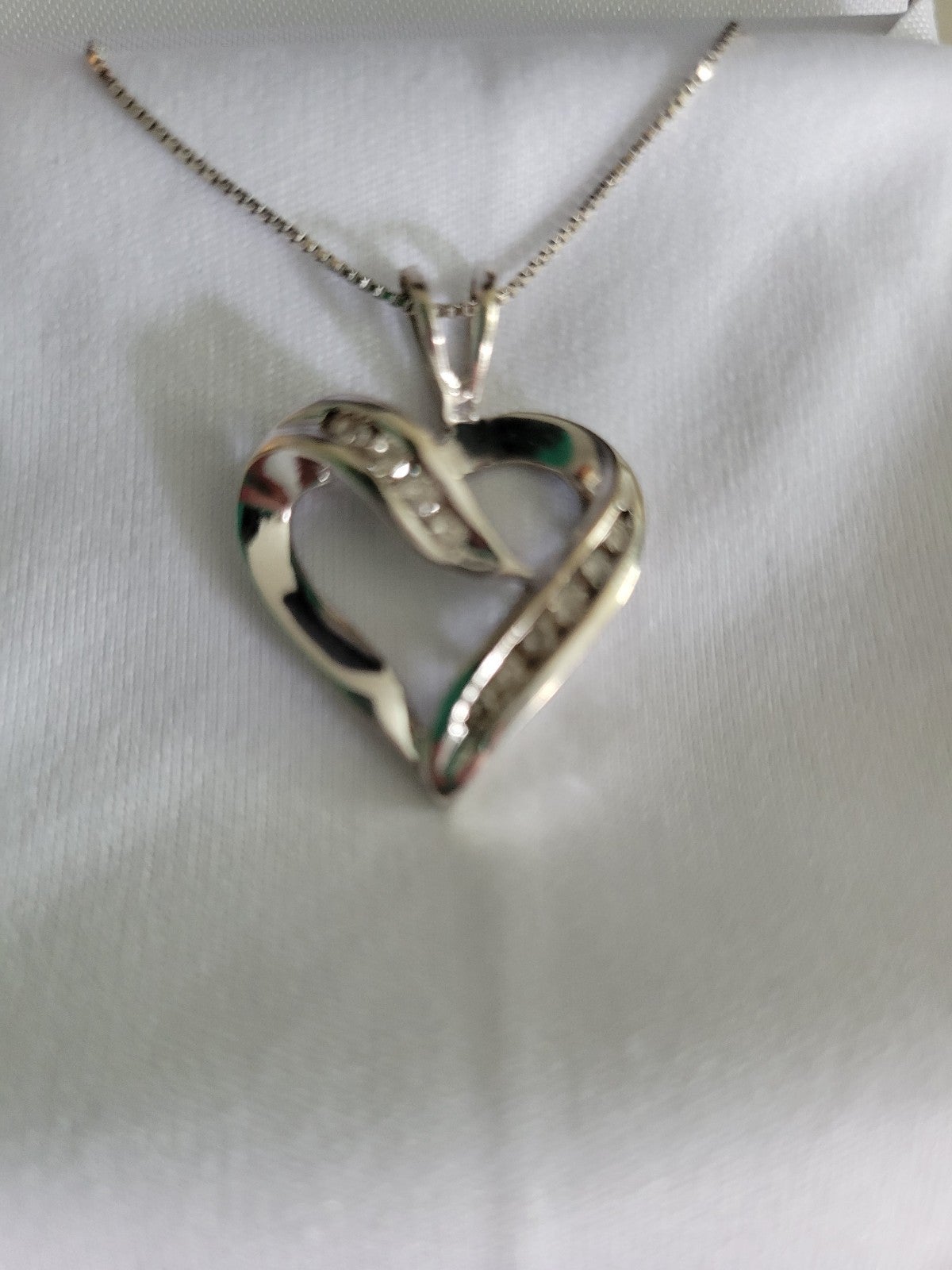 White sale Gold and Diamond Necklace
