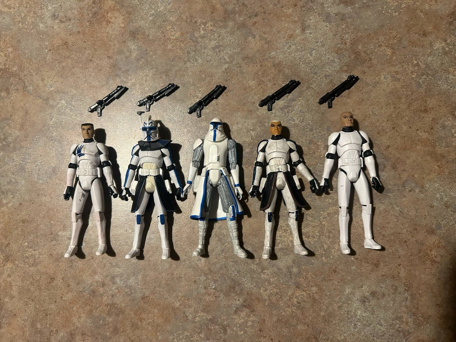 Star Wars: The Clone Wars 501st Clone Trooper Action Figure Lot of 5