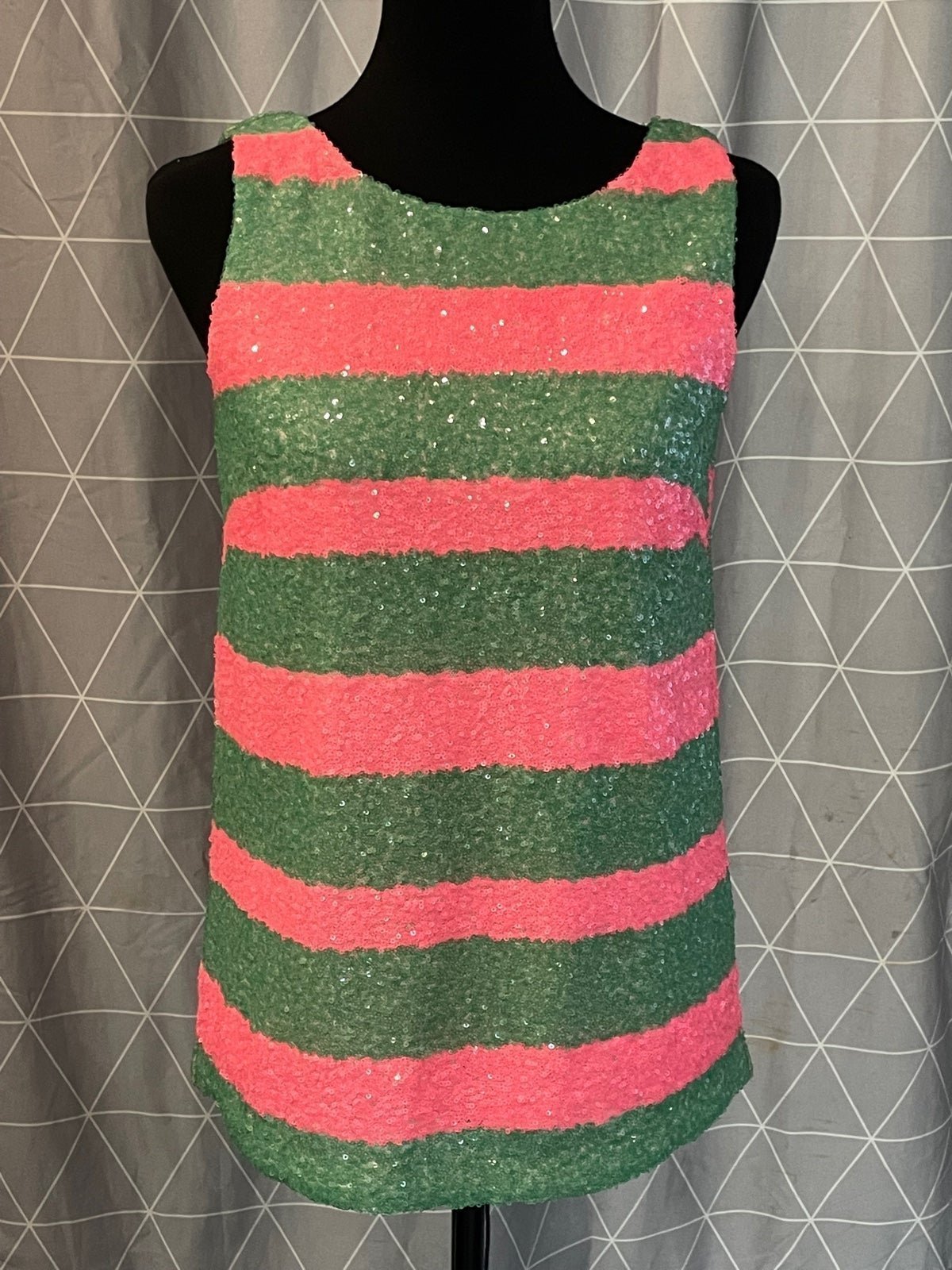 Lily Pulitzer sequin beautiful Top