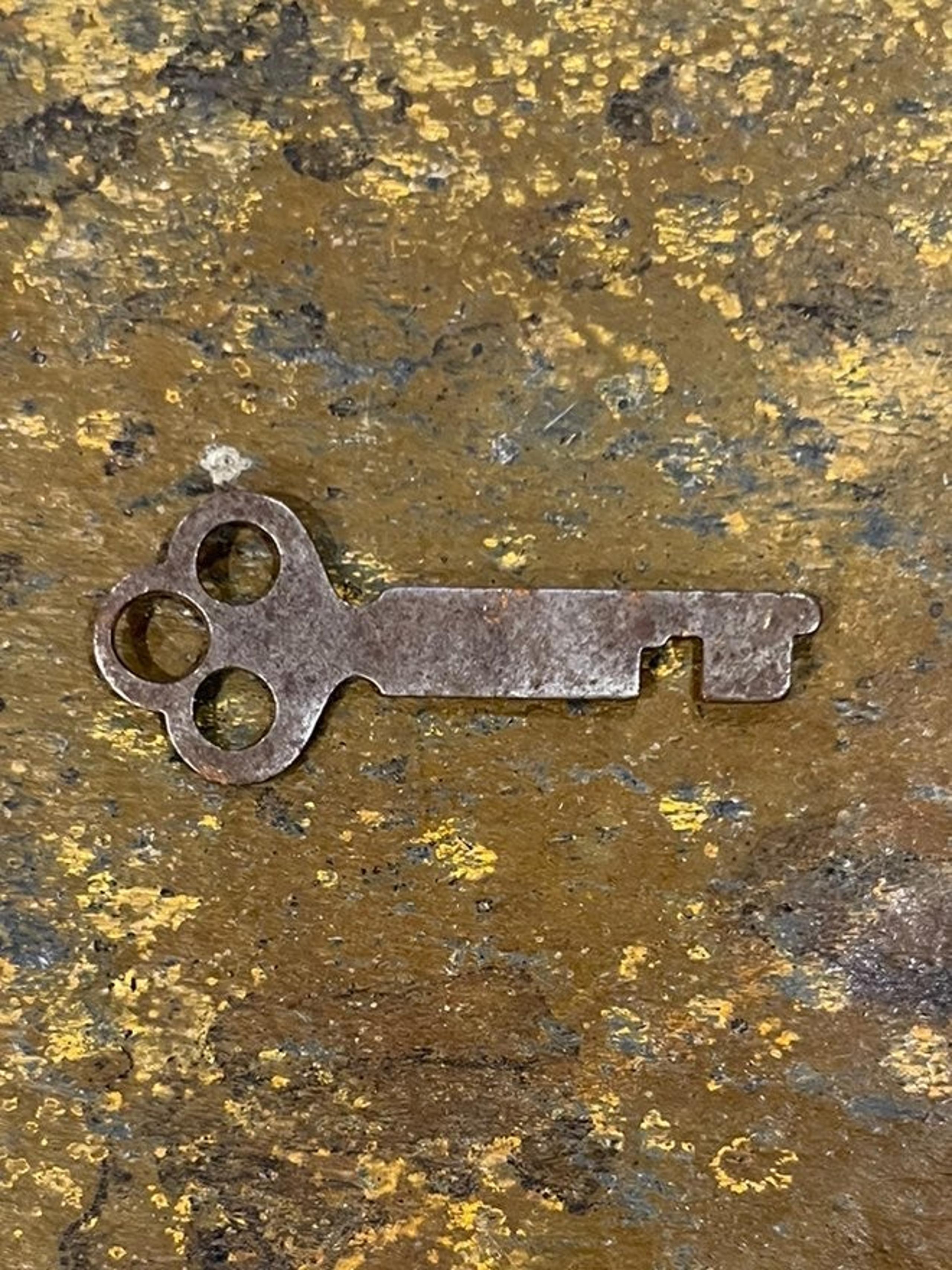 Antique flat key padlock authentic