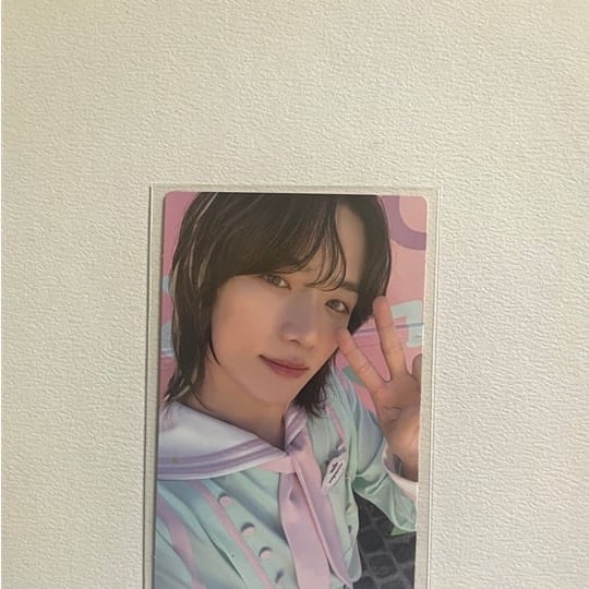 txt beomgyu seasons greetings 2022 photocard