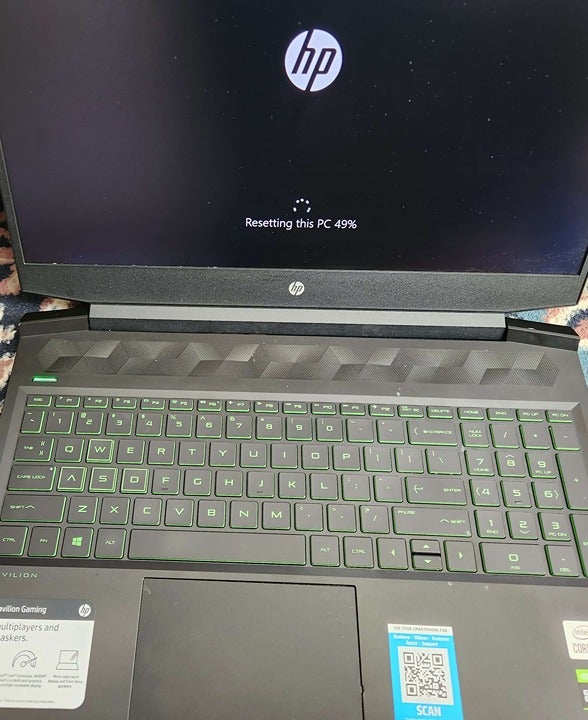 Hp Pavilion 144HZ, 12Gb Ram, Intel® Core i5-10300H, Gtx 1660ti Max-Q