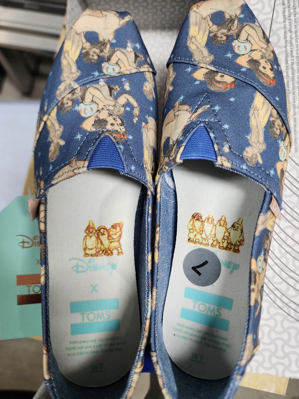 Toms shoes snowwhite