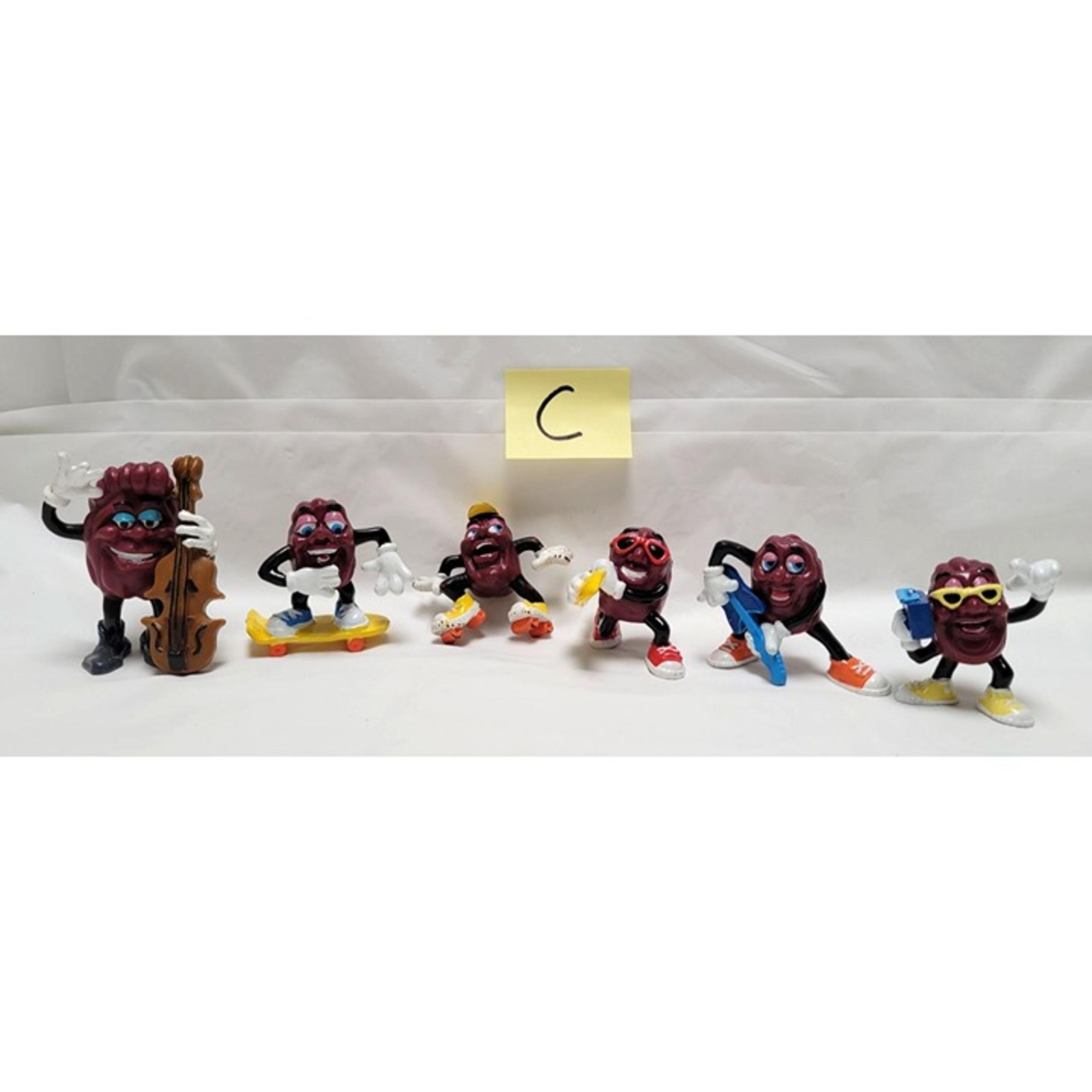 Lot of 6 Vintage California Raisins PVC Figurines Musical Sporty Themes - Lot C