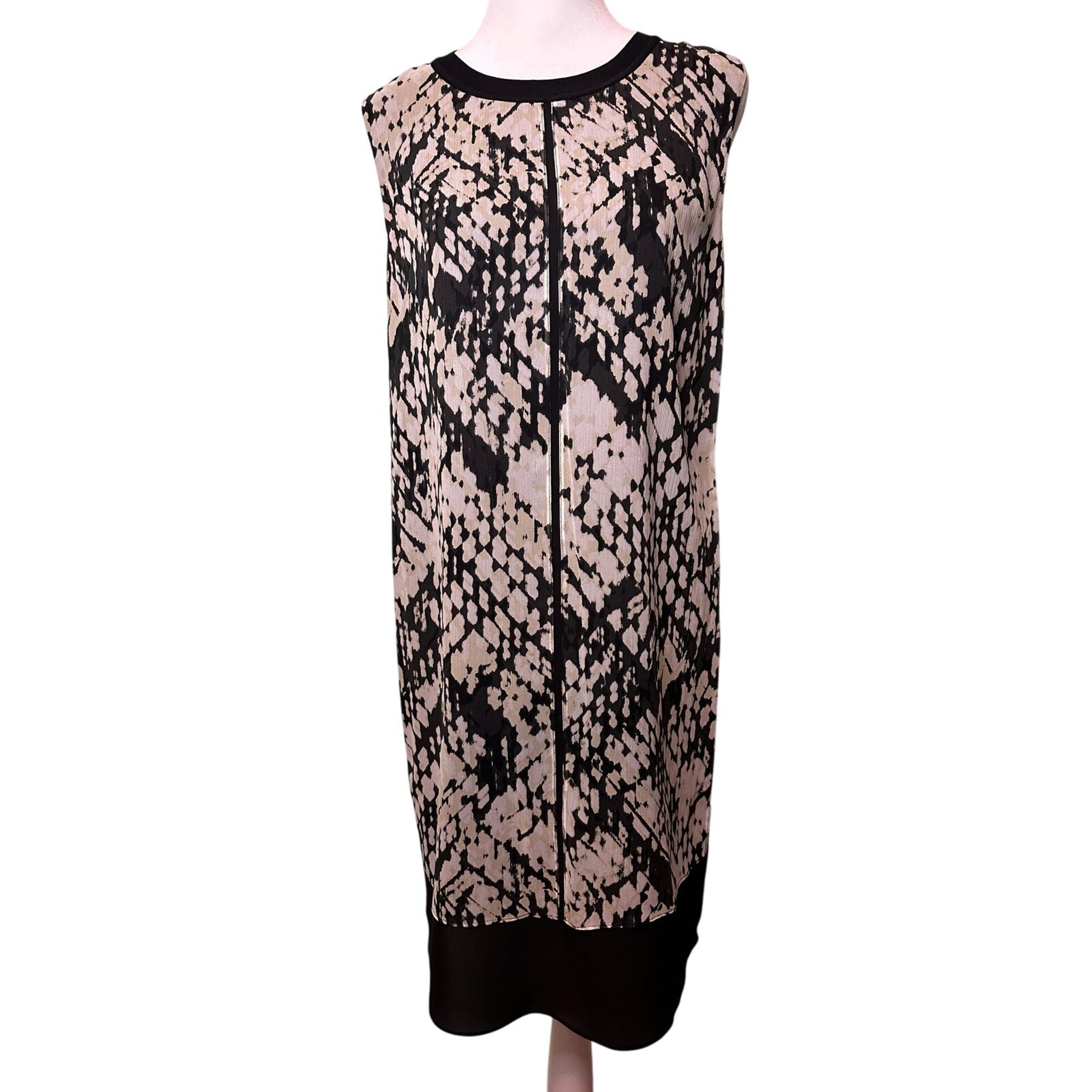 VINCE. Black Silk Basket Weave Print Shift Dress Size 4 Quiet Luxury Timeless
