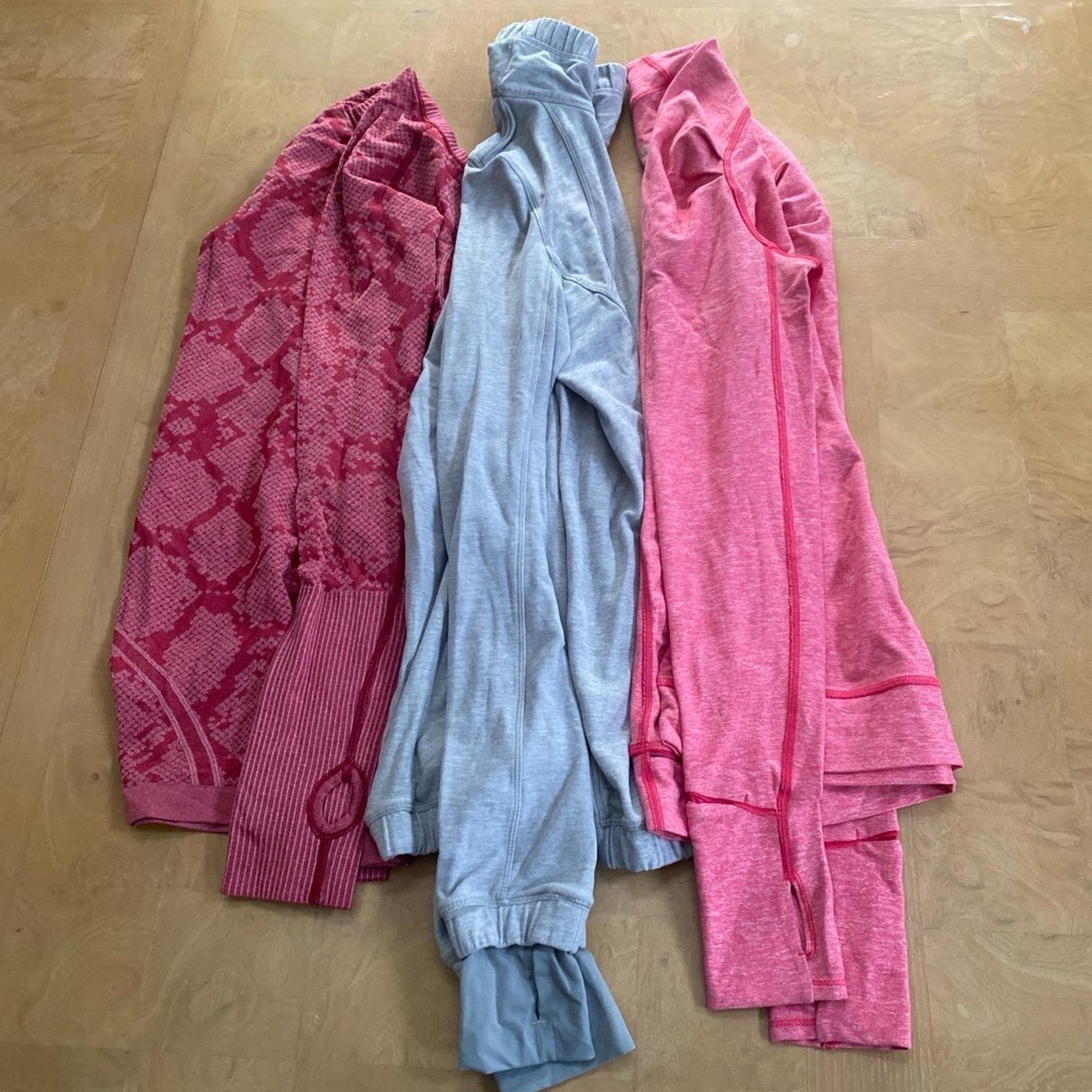 lululemon longsleeve bundle of 3 Sz 4 (S)