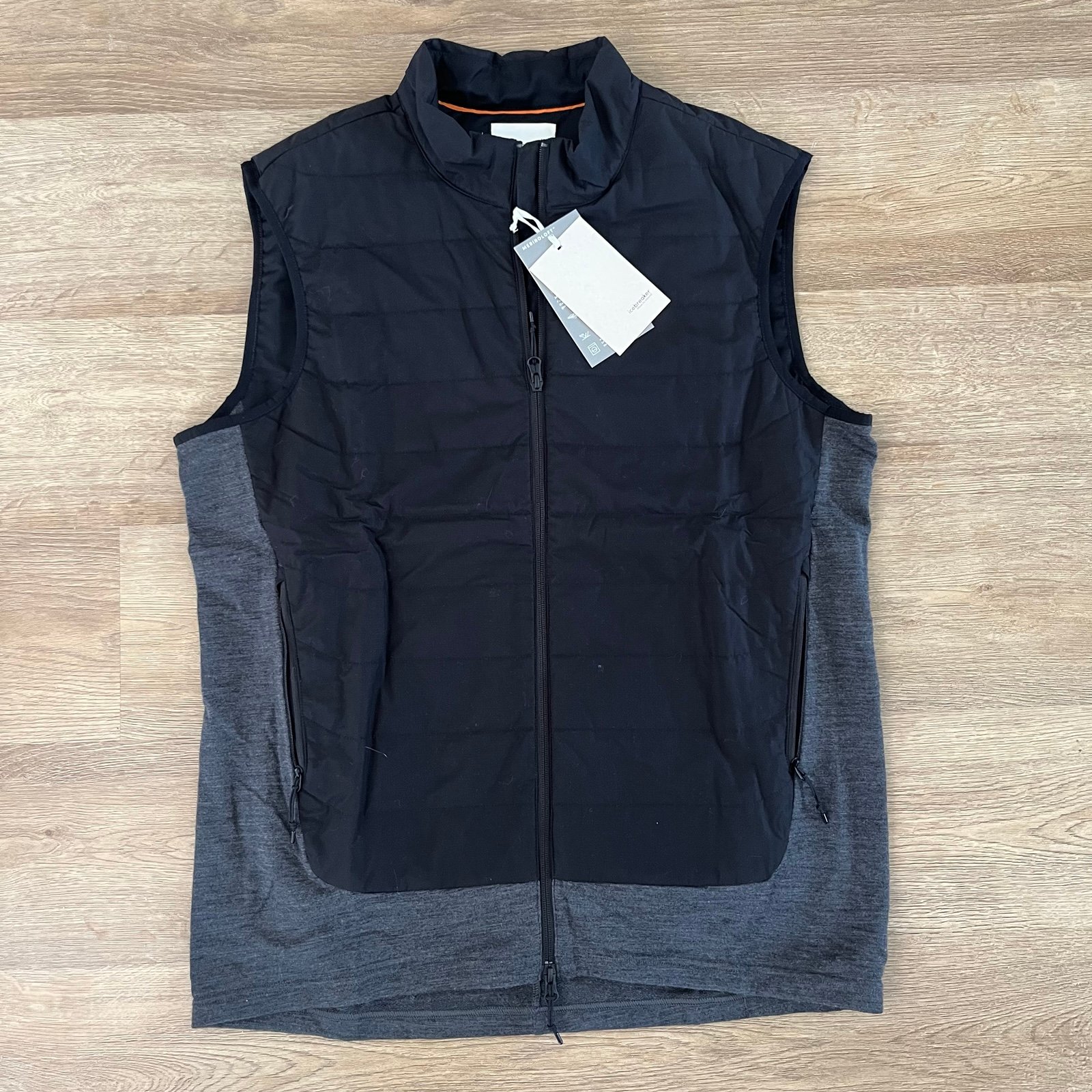 NWT Icebreaker Men’s MerinoLoft Black Vest Merino Wool