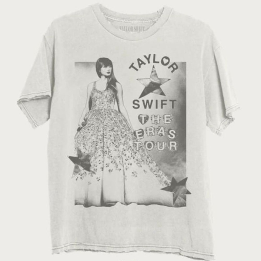 Taylor Swift The Eras Tour Photo Oversized Distressed T-Shirt Size XXL