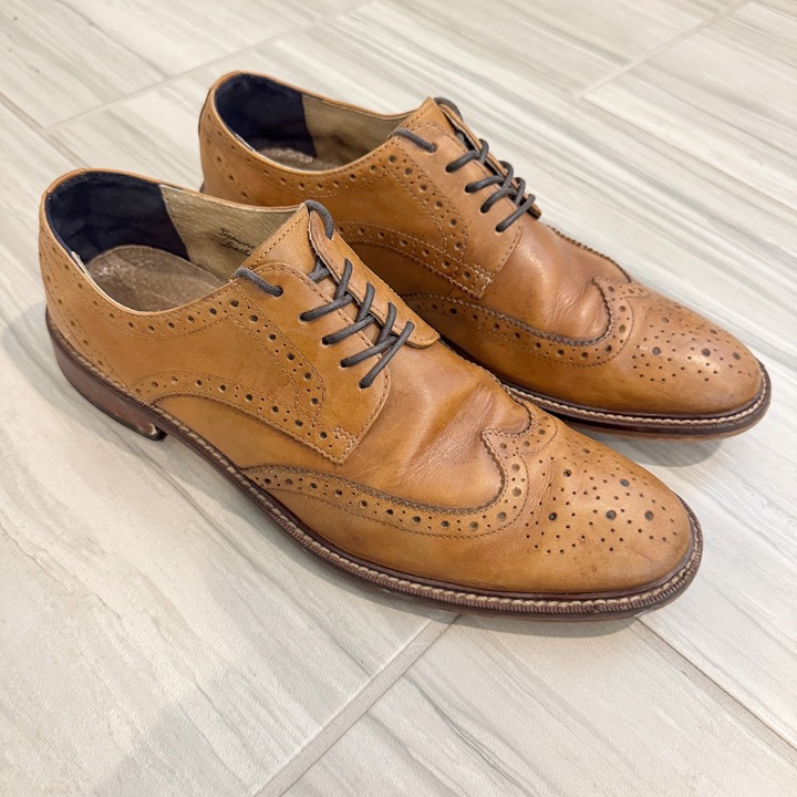 Banana Republic Brogue Oxford Dress Shoes Business Casual Office Work Tan Mens 9