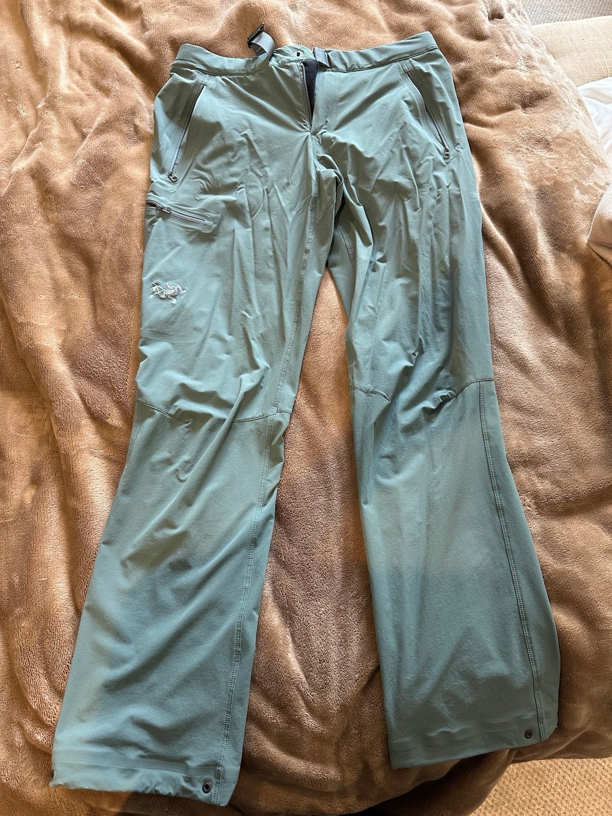 arcteryx women green size 6 pant
