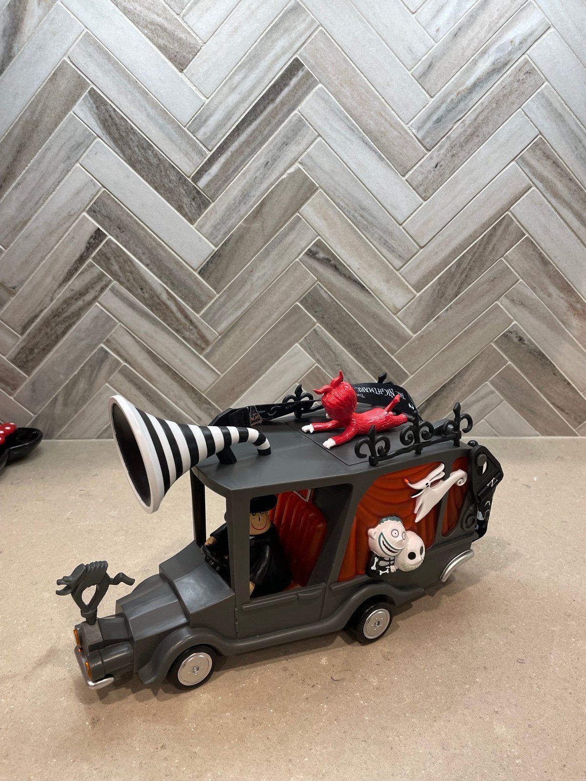 NEW DISNEY TIM BURTON’S THE NIGHTMARE BEFORE CHRISTMAS MAYOR’S CAR BUCKET