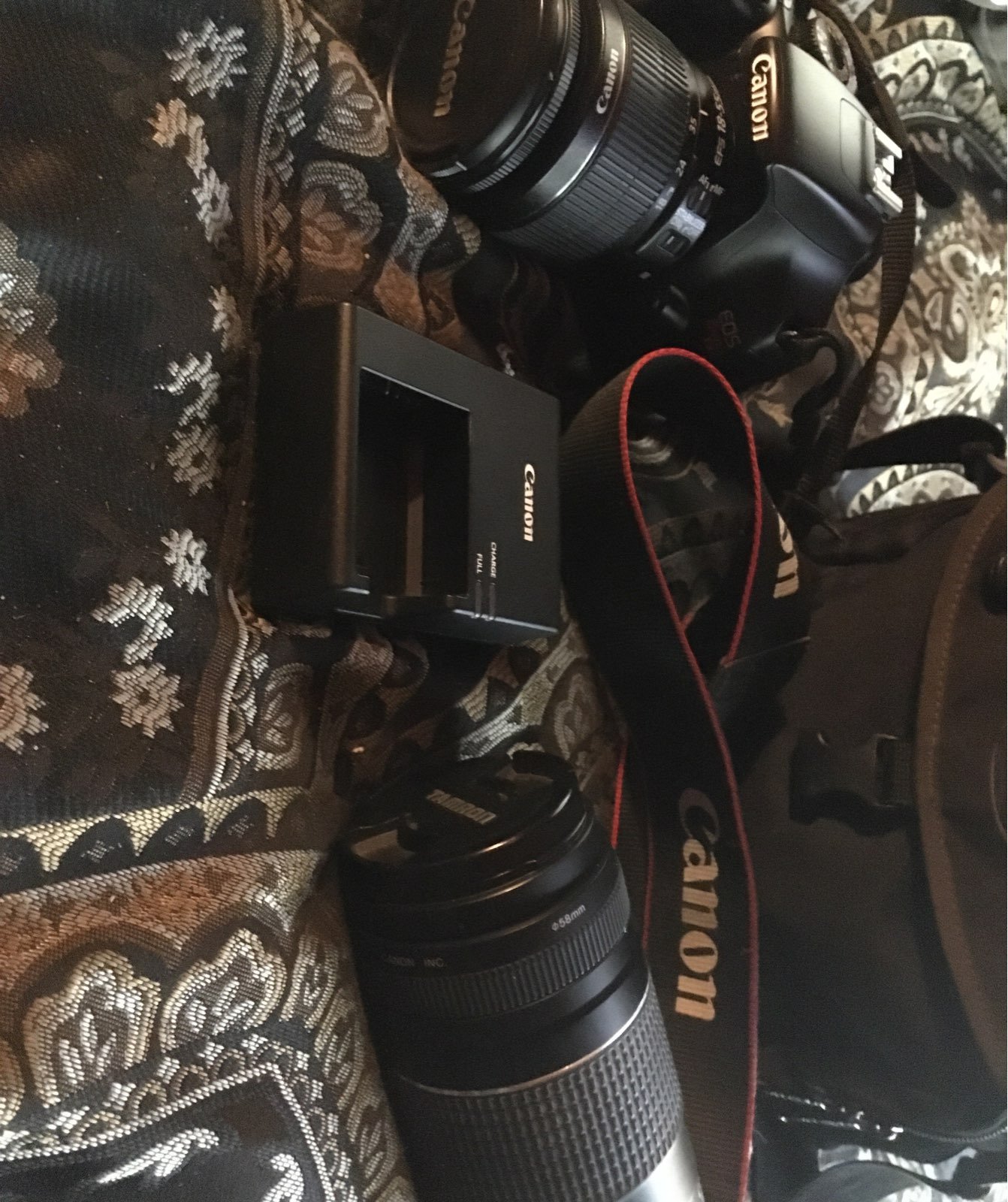 Canon EOS REBEL T3 digital camera