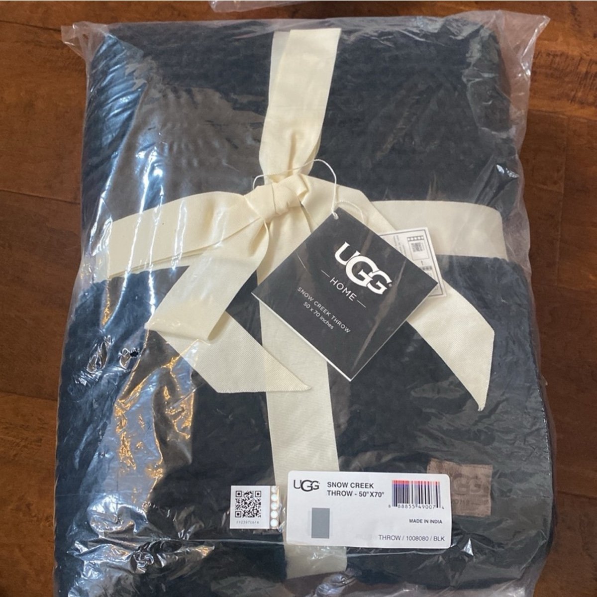 UGG Snow Creek Throw