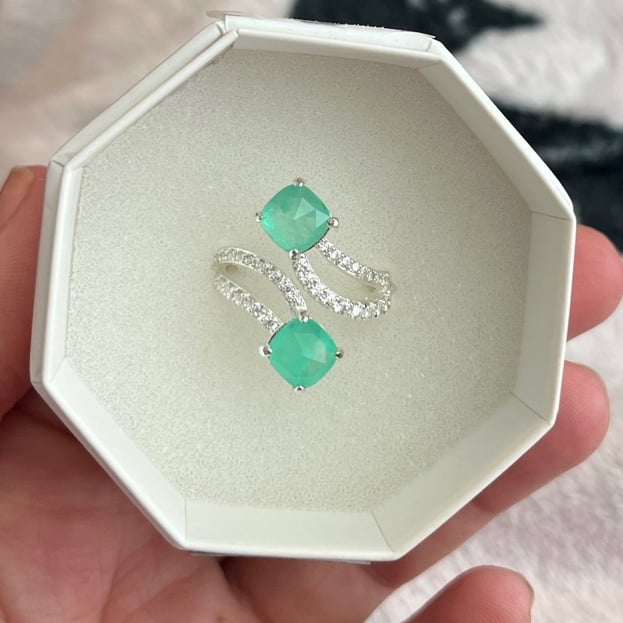 Size 8 resort ring
