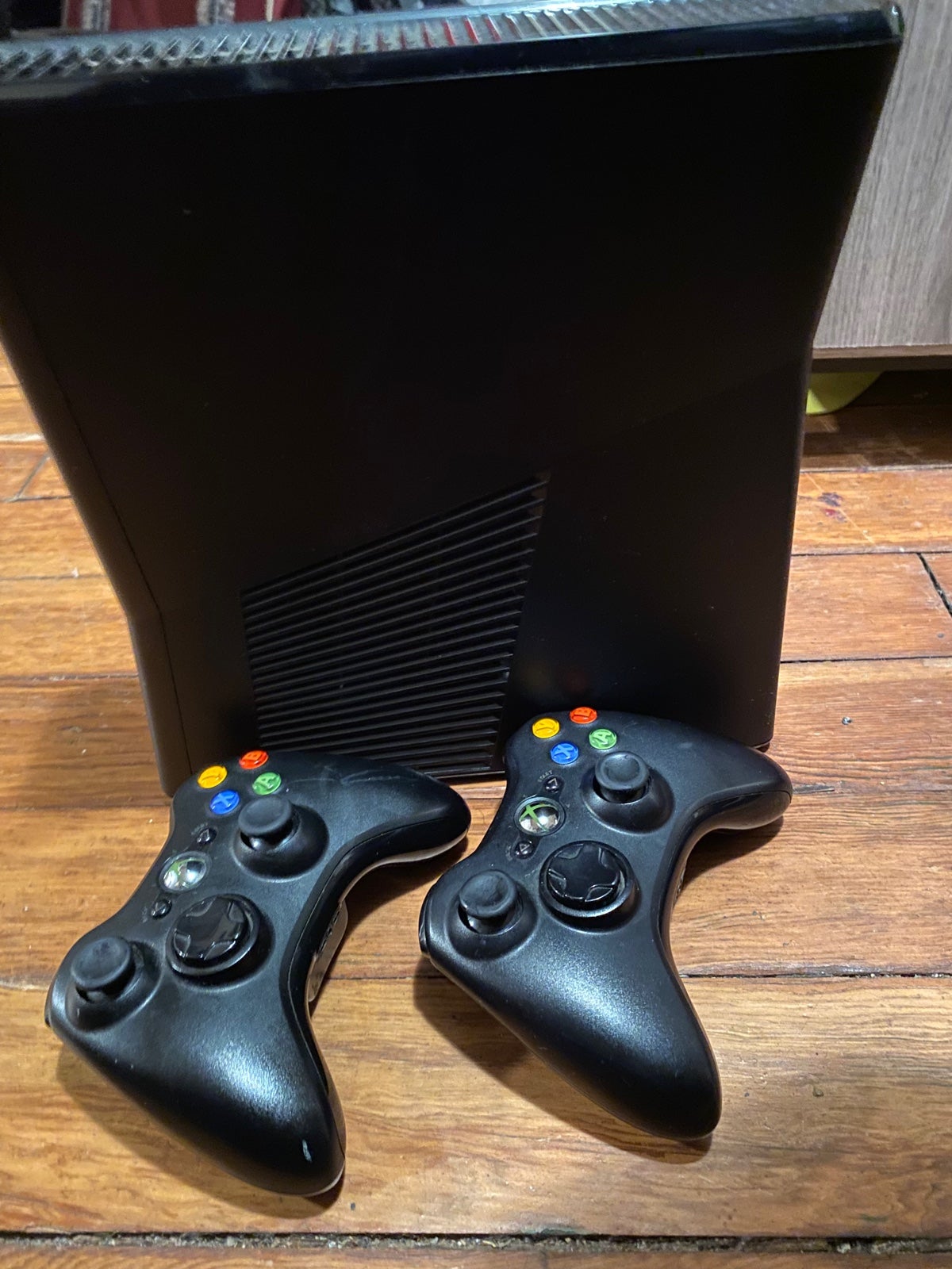 Microsoft Xbox 360 S Black 4GB Console