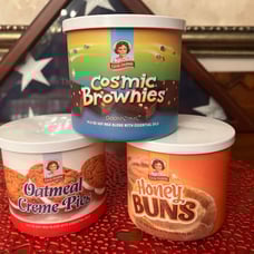 Little Debbie Snack cake 3 Wick Candles