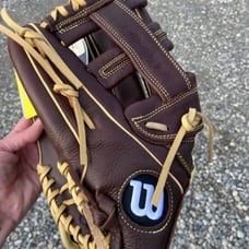 Wilson Showtime Slowpitch 13” LHT Glove
