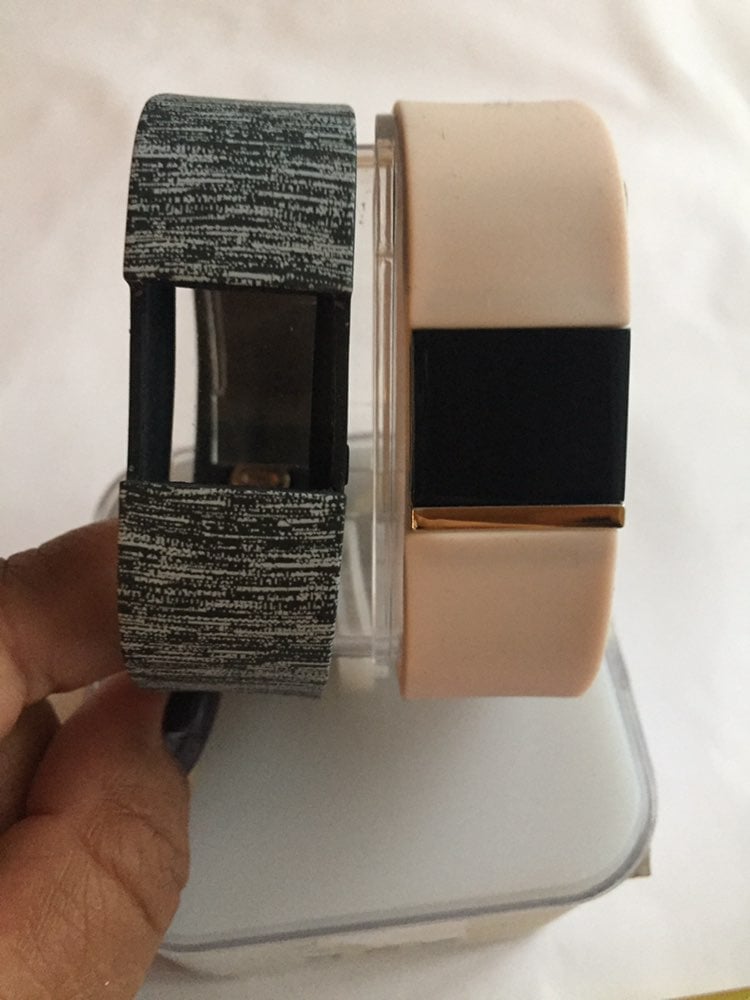 Fitness monitor with extra band. New in