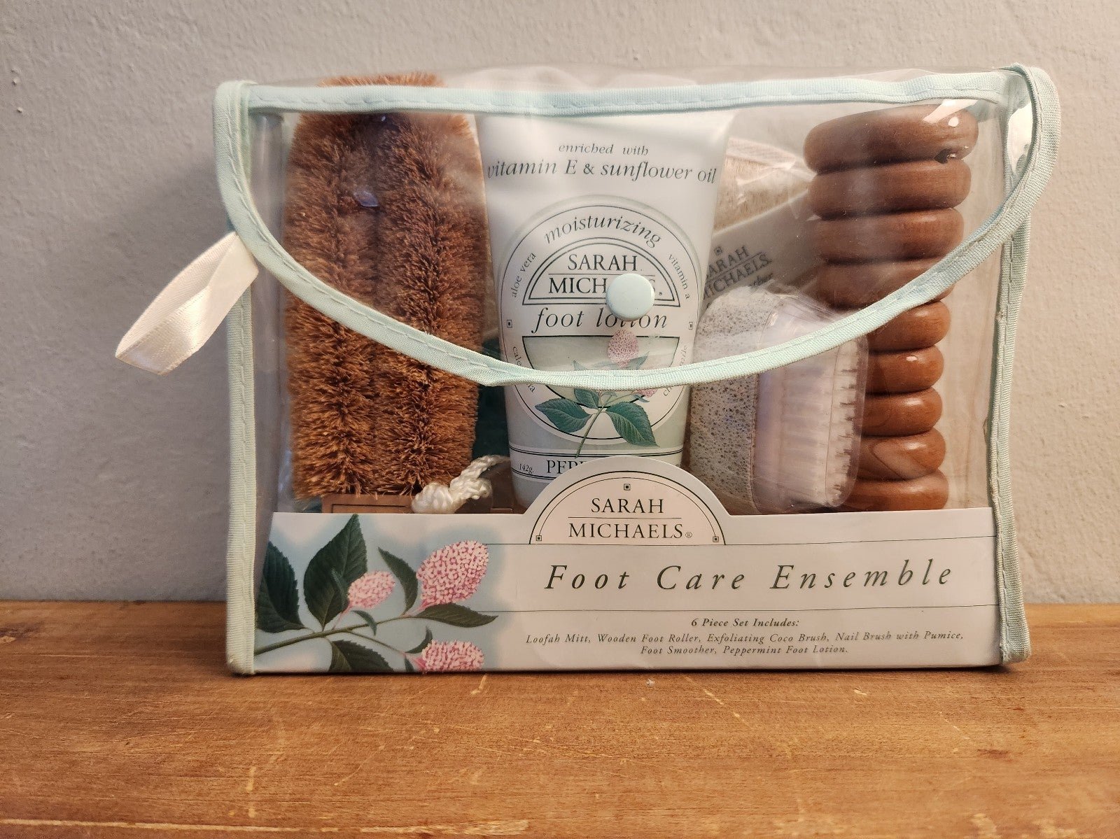 Sarah Michaels 6 Piece Set Foot Care Ensemble Vintage