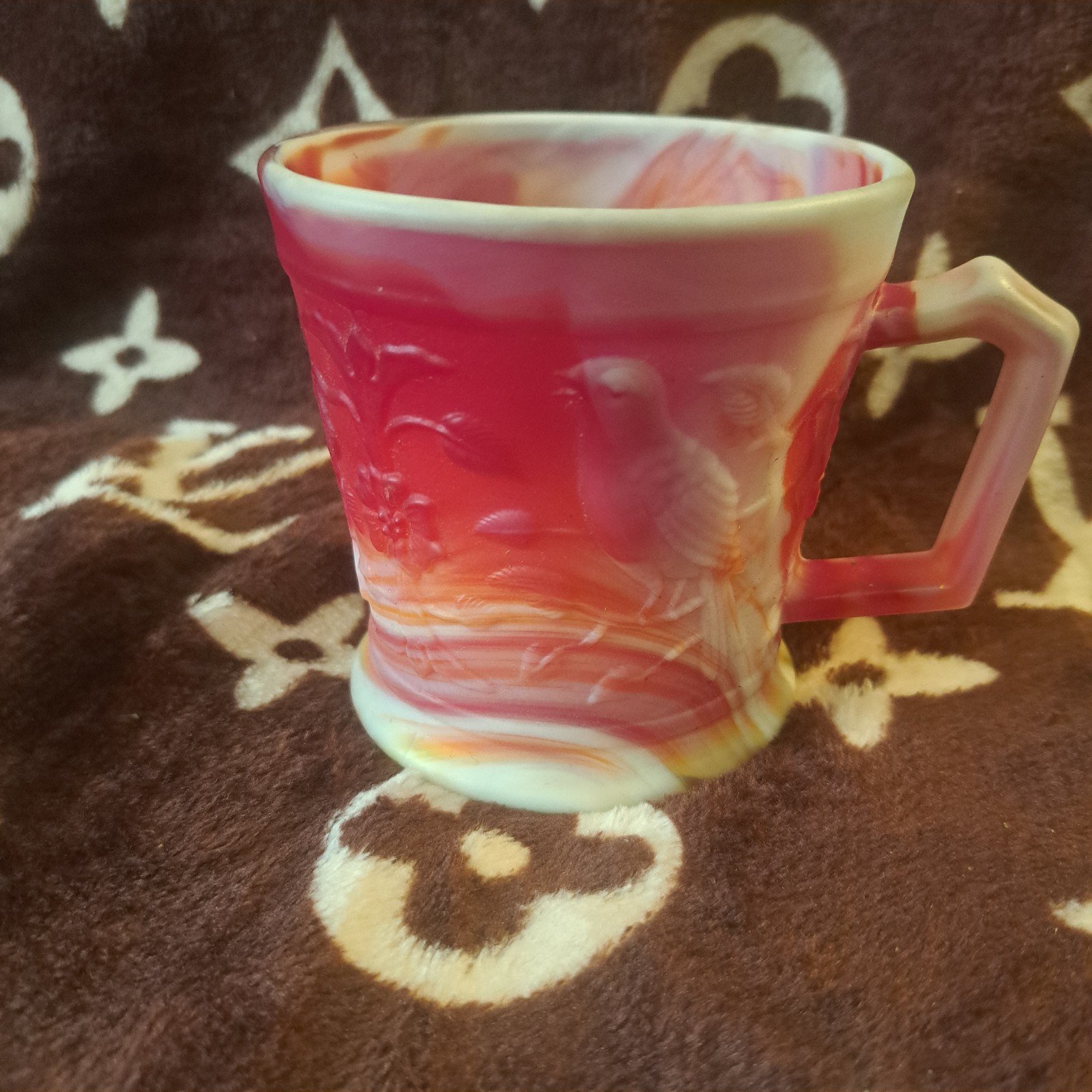 Imperial End O'Day Glass Birds and Flowers Slag Glass Handled Cup