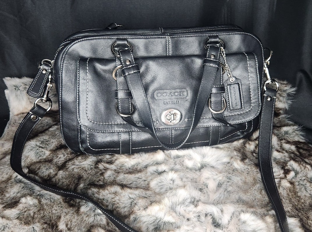 Coach black leather shoulder bag with crossbody strap