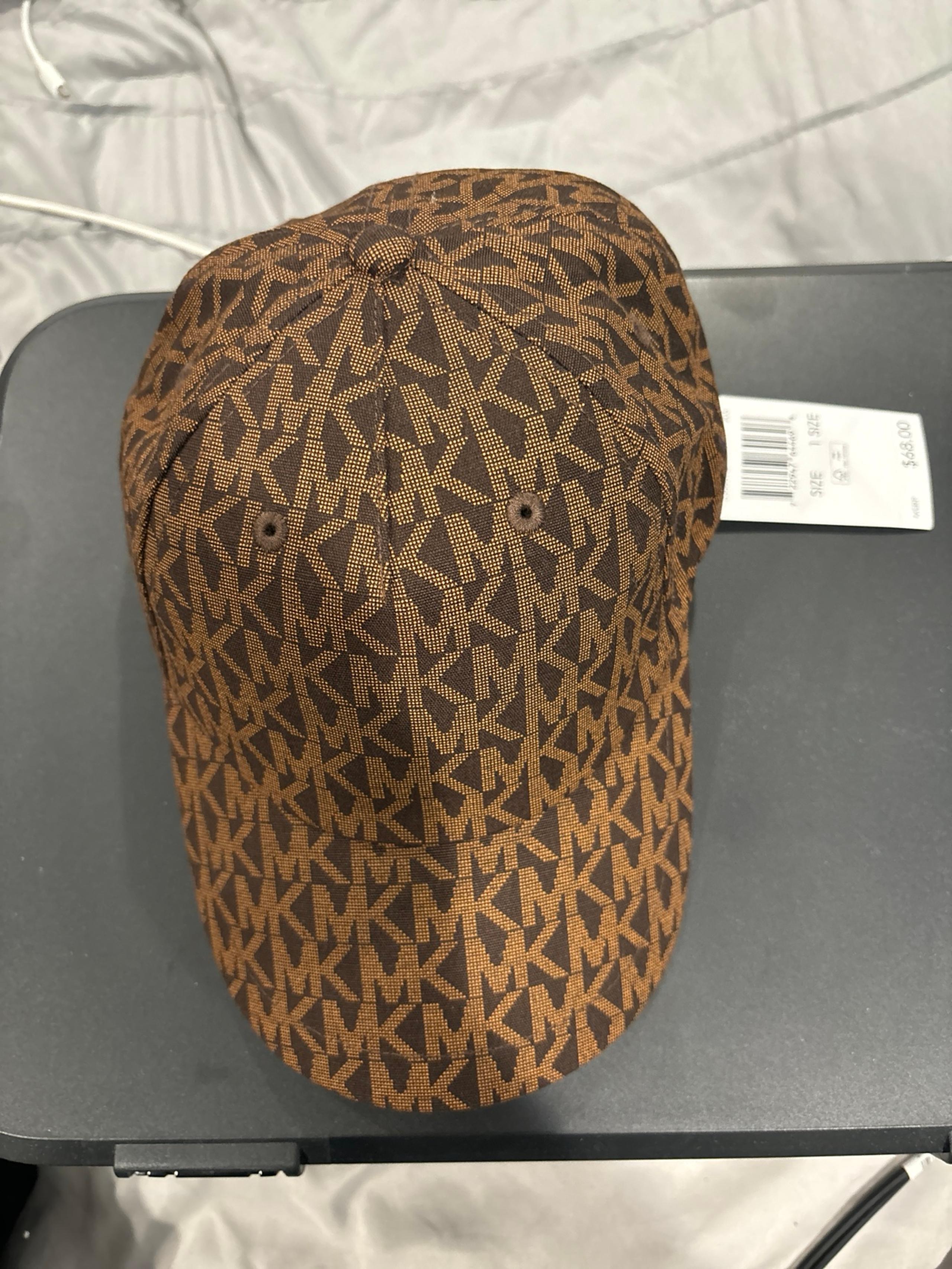 Michael kors hat