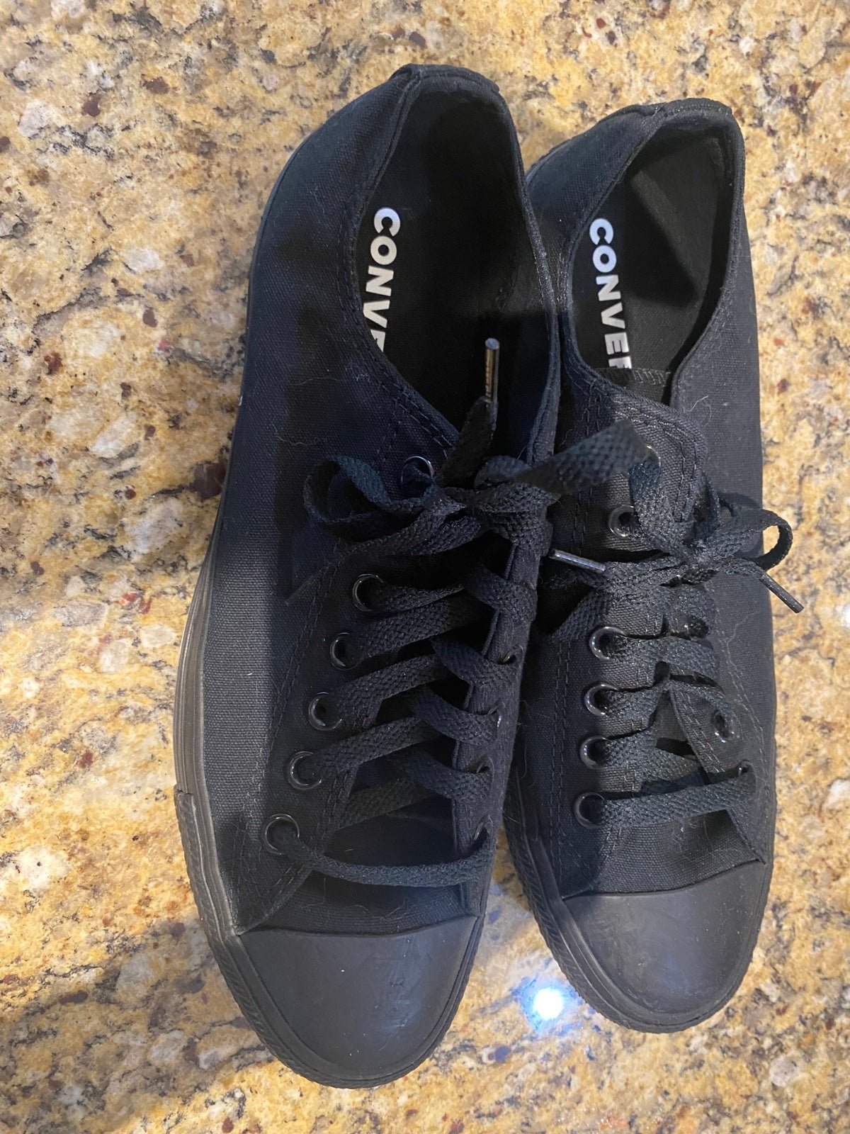 Black converse size 8.5