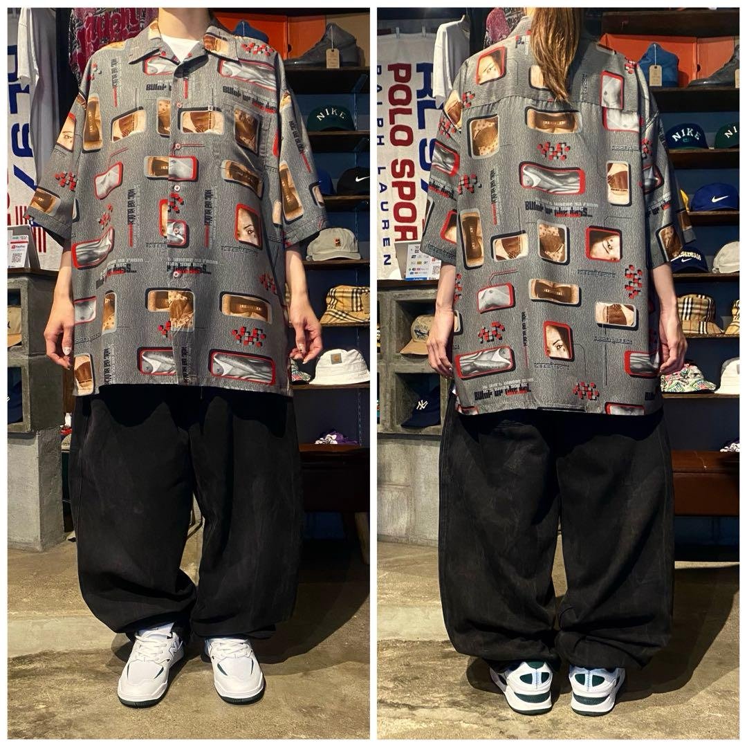 Y2K Rocawear Rare Button Up Shirt