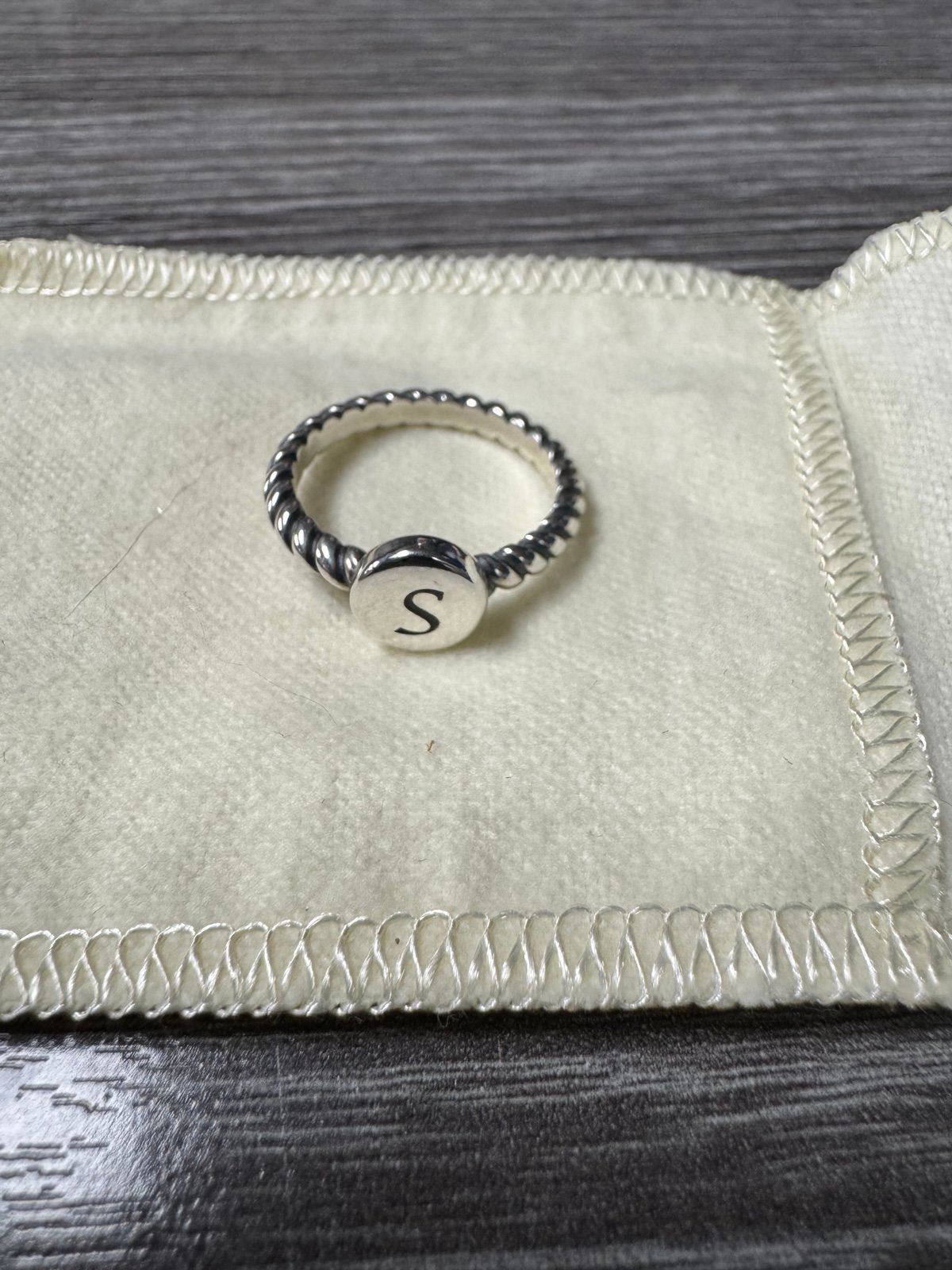 James Avery silver retired twisted “S” ring size 7 I believe