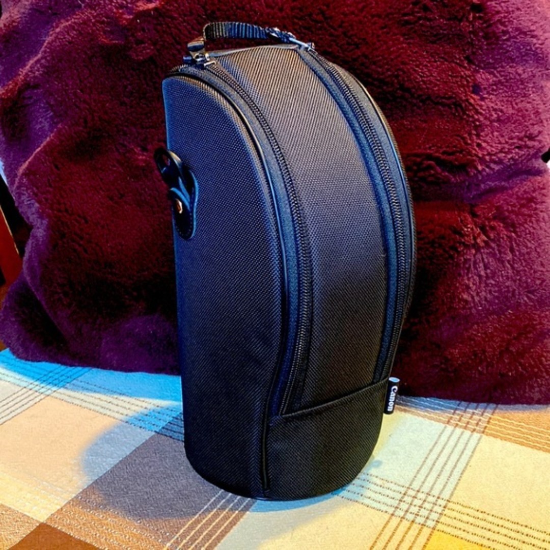 Canon LZ1328 Lens Case Brand New w/o tags