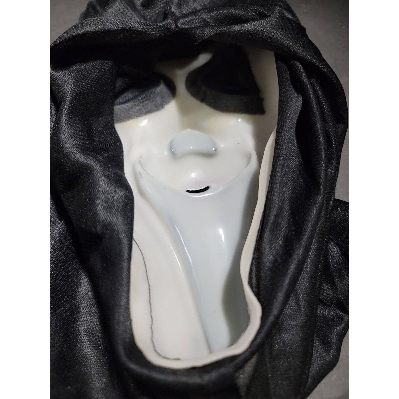 Ghost Face Vintage Polyester Hood Fun World Division Halloween Scary Movie W/Tag