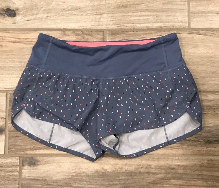 Lululemon Speed Shorts - Confetti Cake M