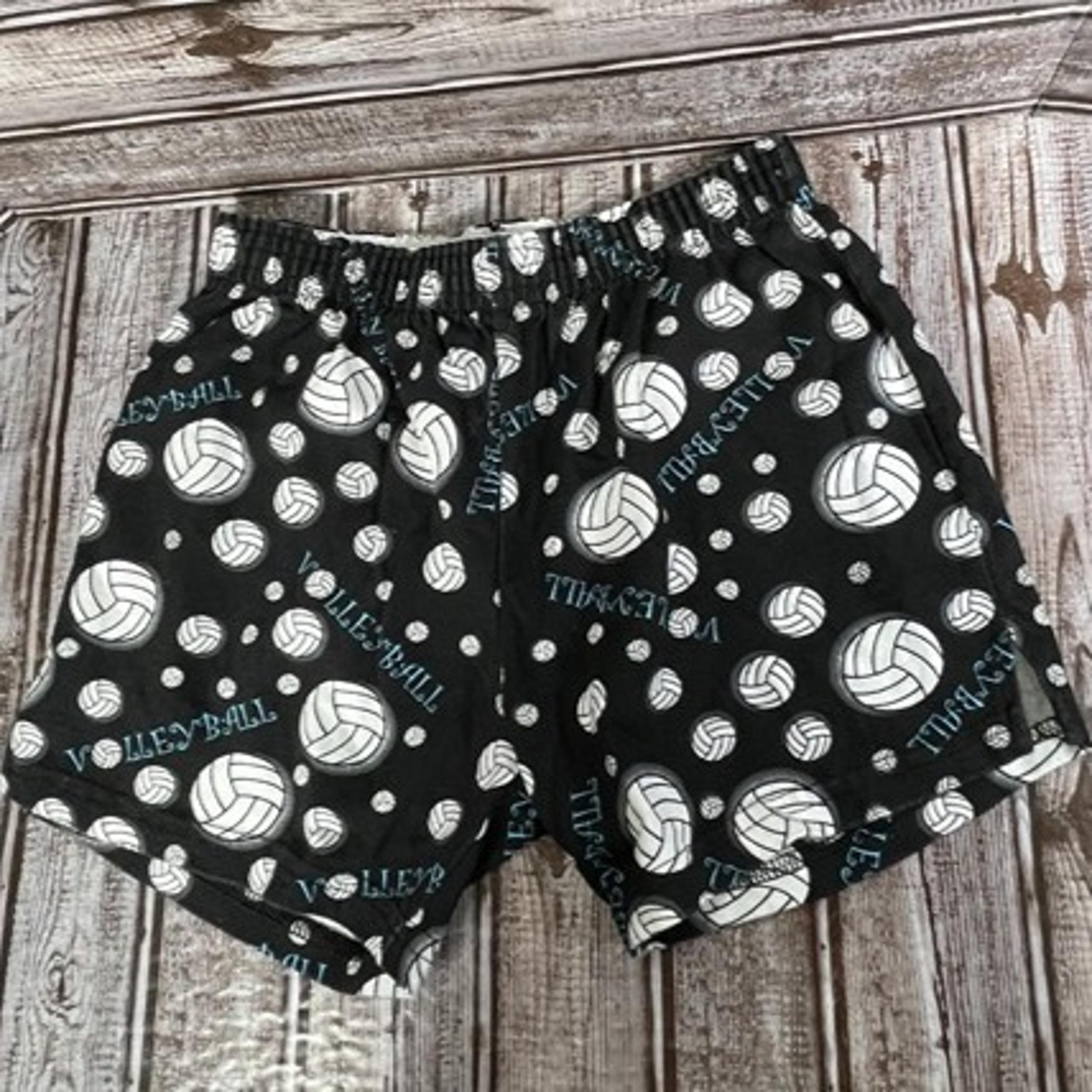SOFFE Women's Juniors Small Athletic Volleyball Print Shorts Black White