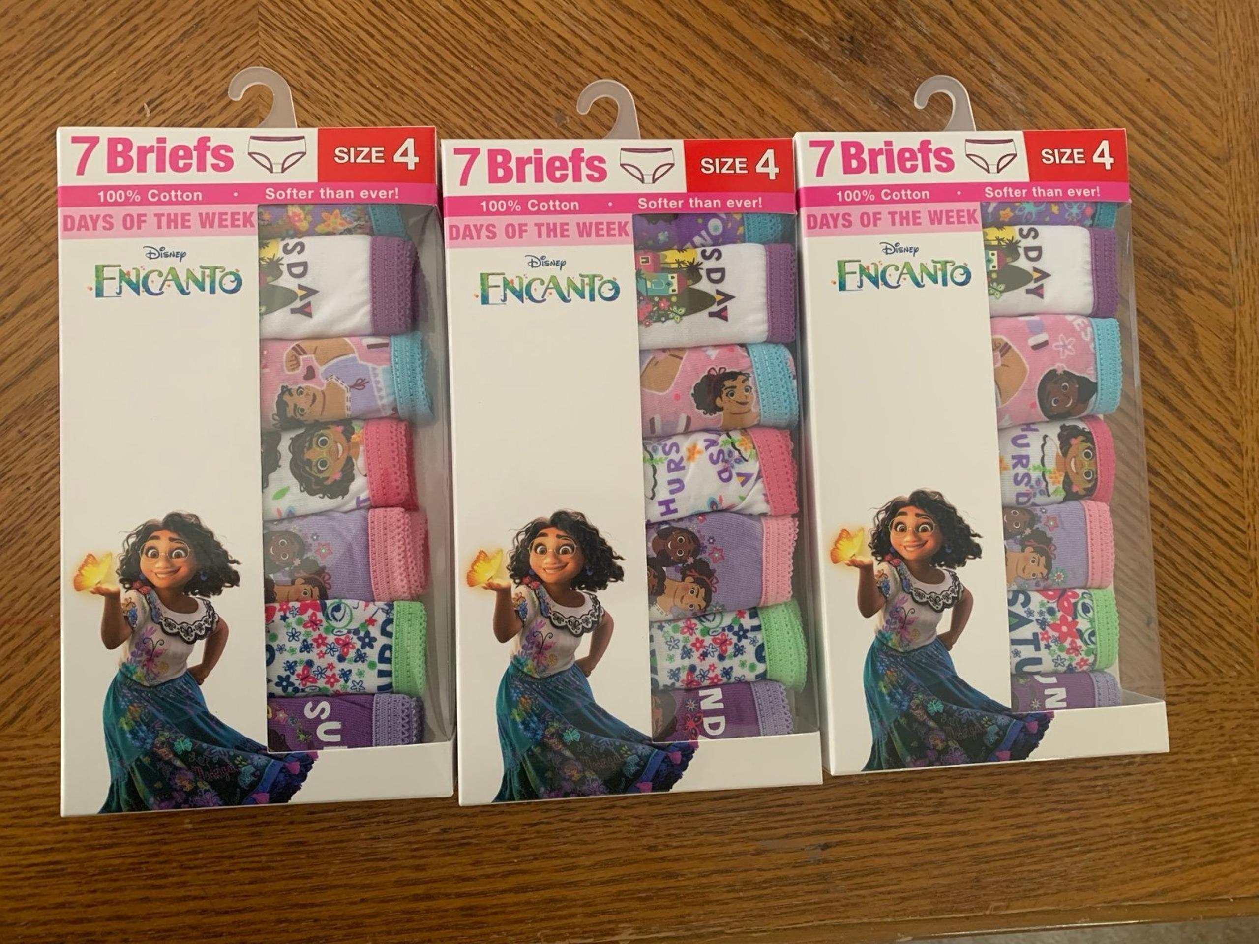 girls Disney briefs(3)