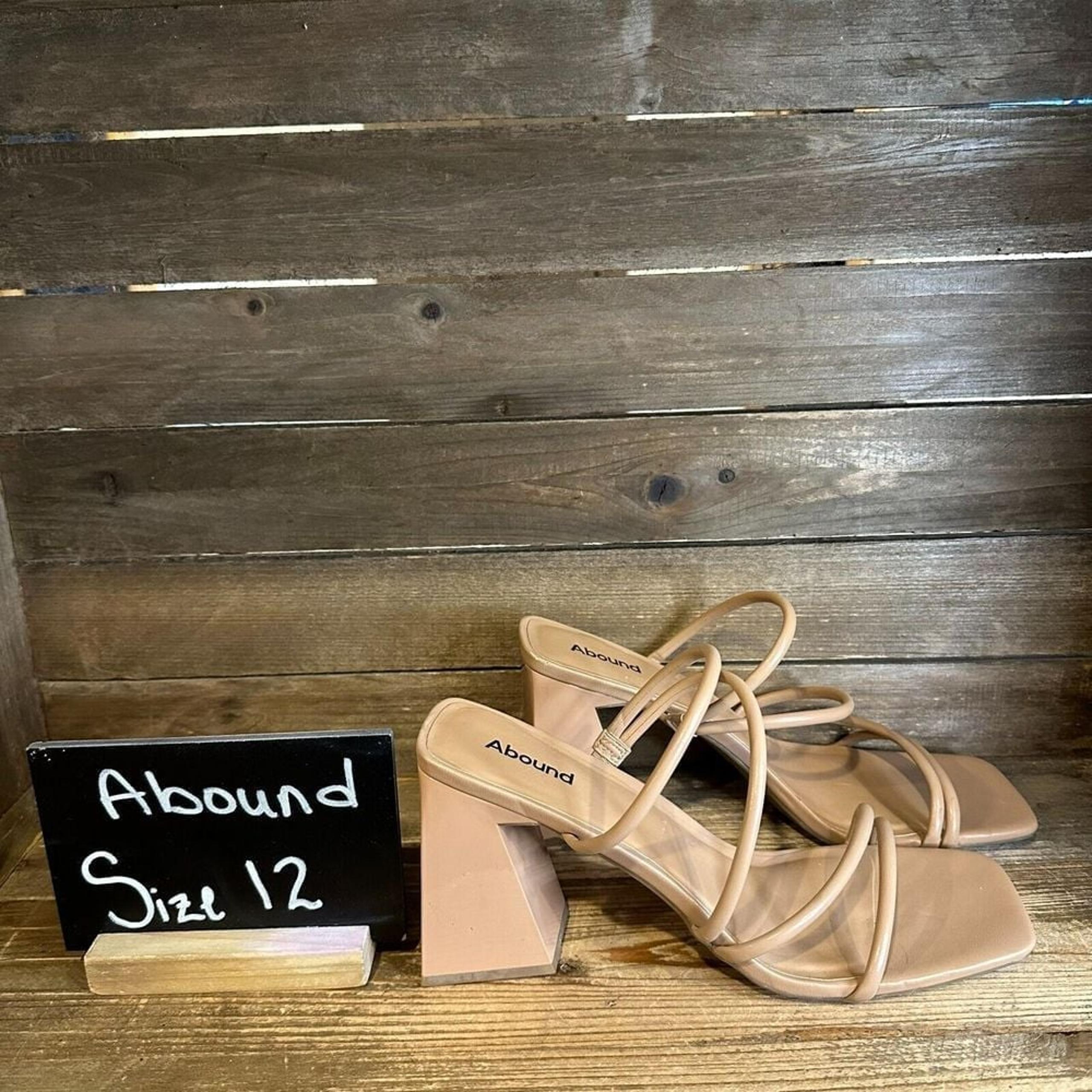 New Womens Abound Austyn Taupe Faux Leather Strappy Heels Sandals Size 12 M