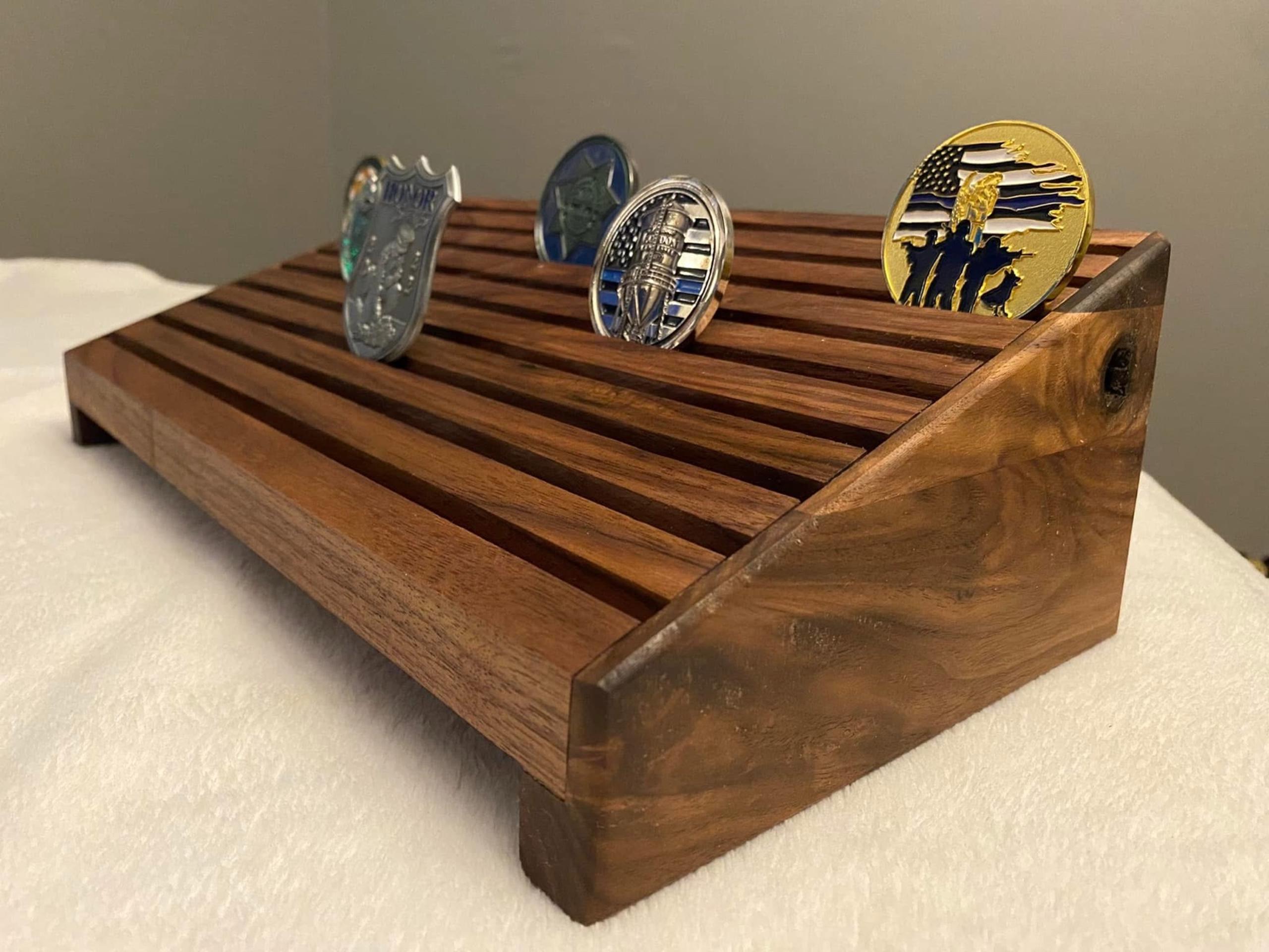 Challenge coin display