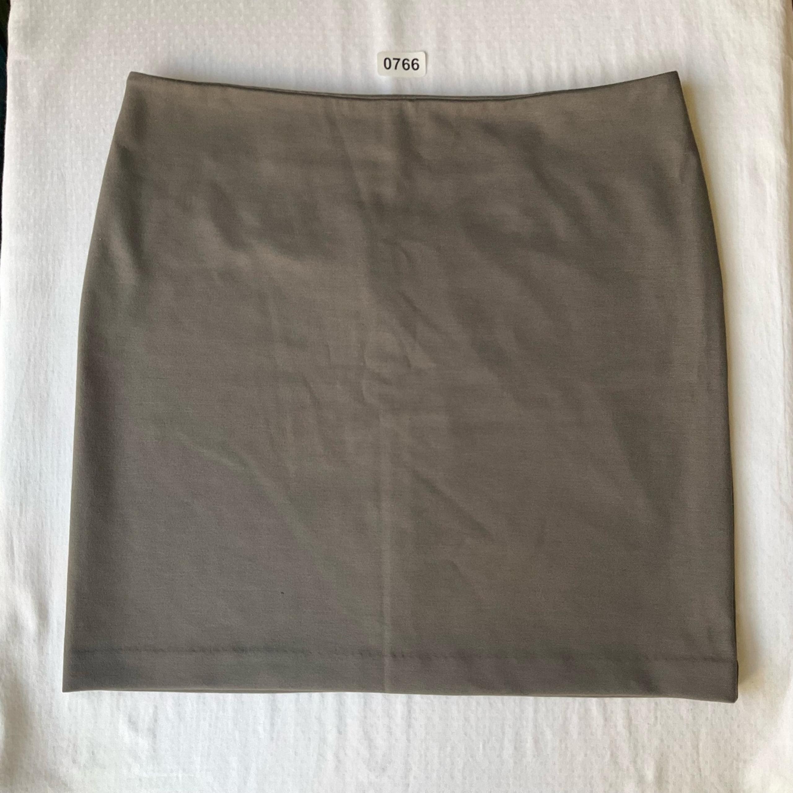 New York & Company Stretch Women’s Stretchy Mini Skirt size 10, Gray & Tan