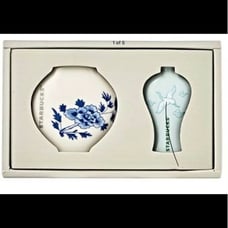 Starbucks Doja Magnet Set...