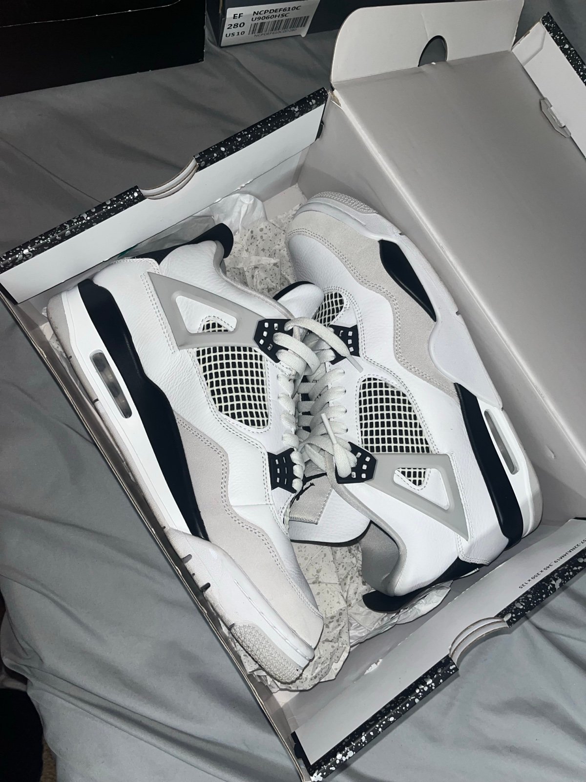 Air jordan 4 military black