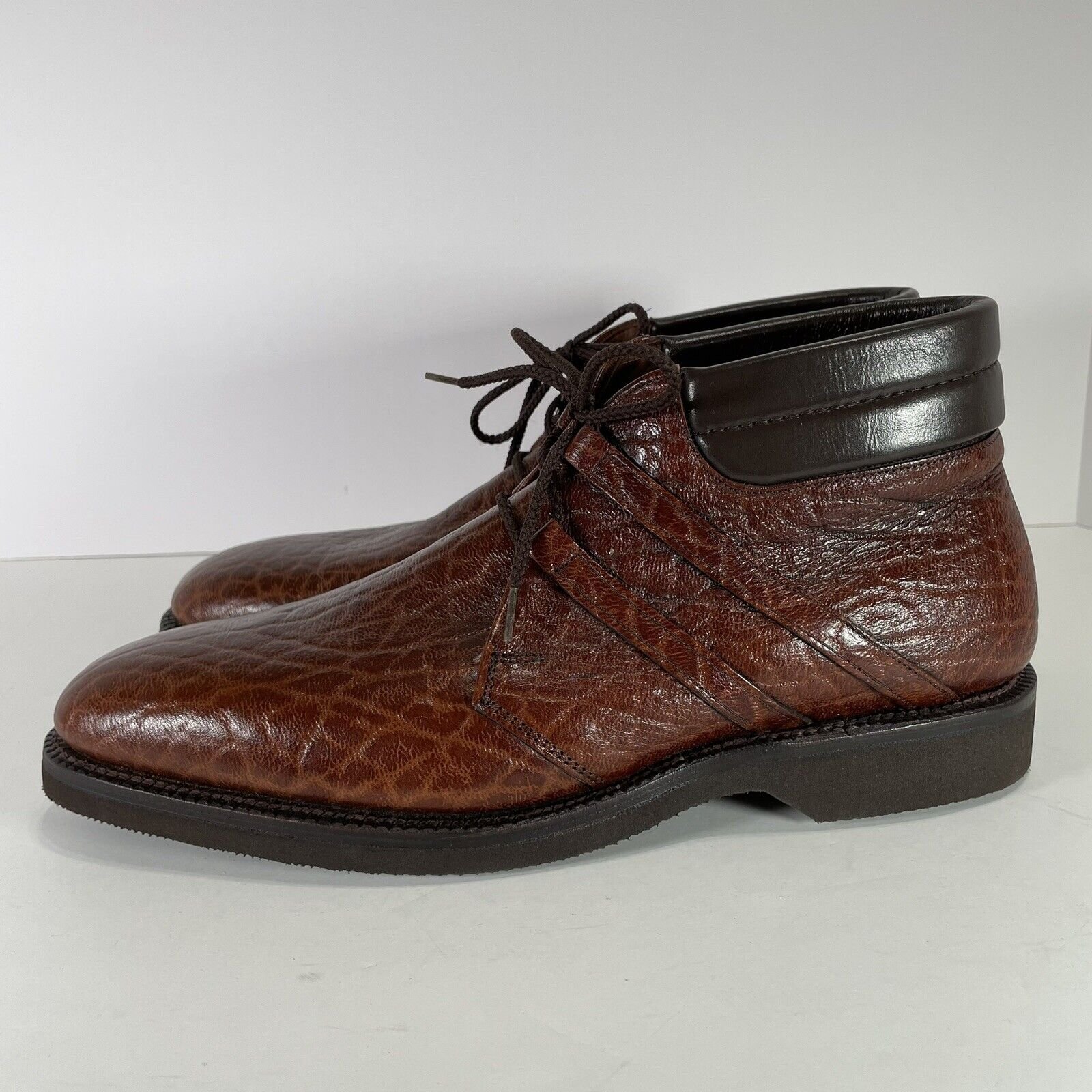 VINTAGE Allen Edmonds ALPINE Men’s 9 C Brown Embossed Lace Up Ankle Boot Vibram